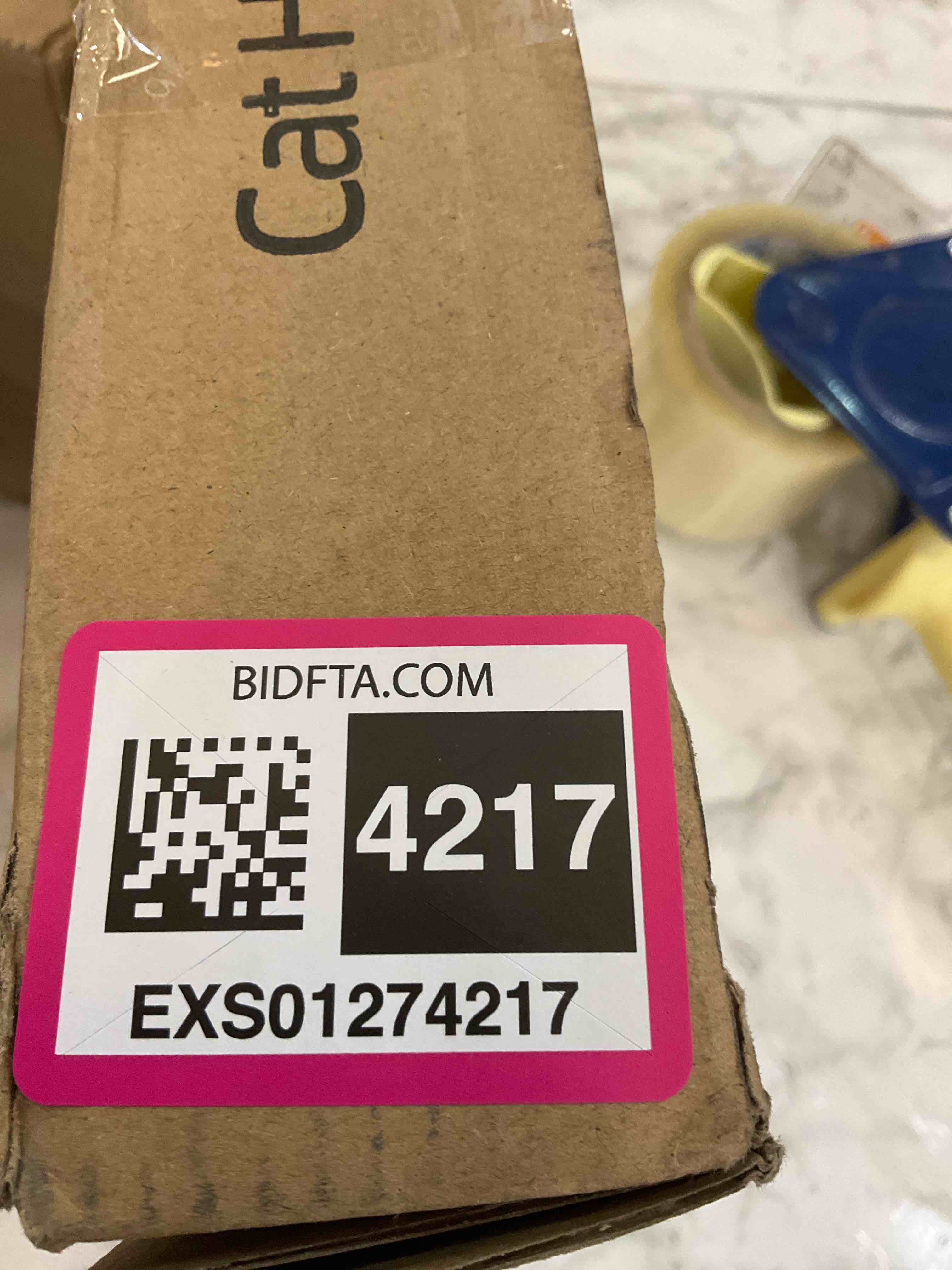 https://s3.amazonaws.com/lotting-images-prod/BargainHunt/EXS01274217_1711565341474.jpeg