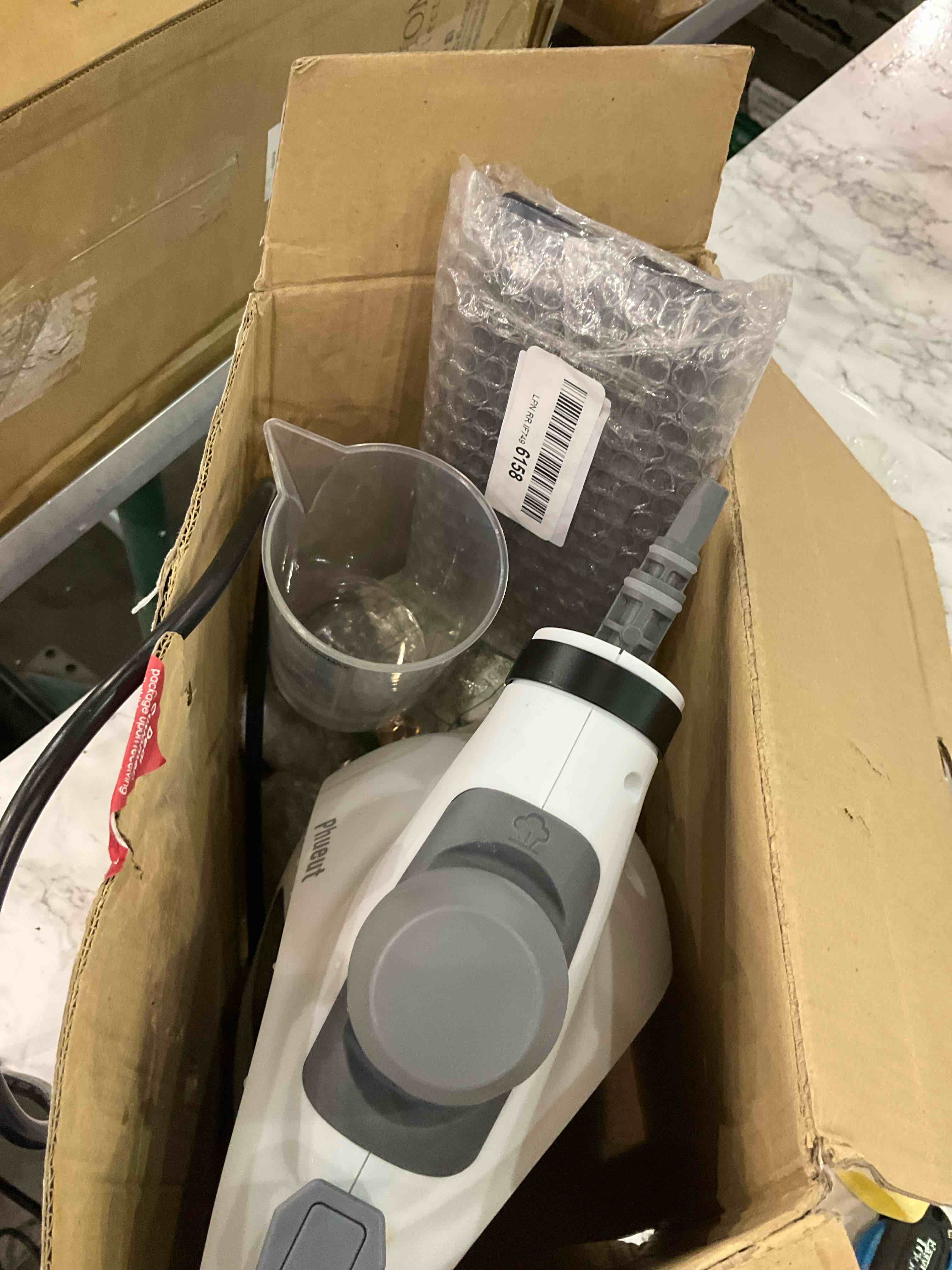 https://s3.amazonaws.com/lotting-images-prod/BargainHunt/EXS01274256_1711627616514.jpeg