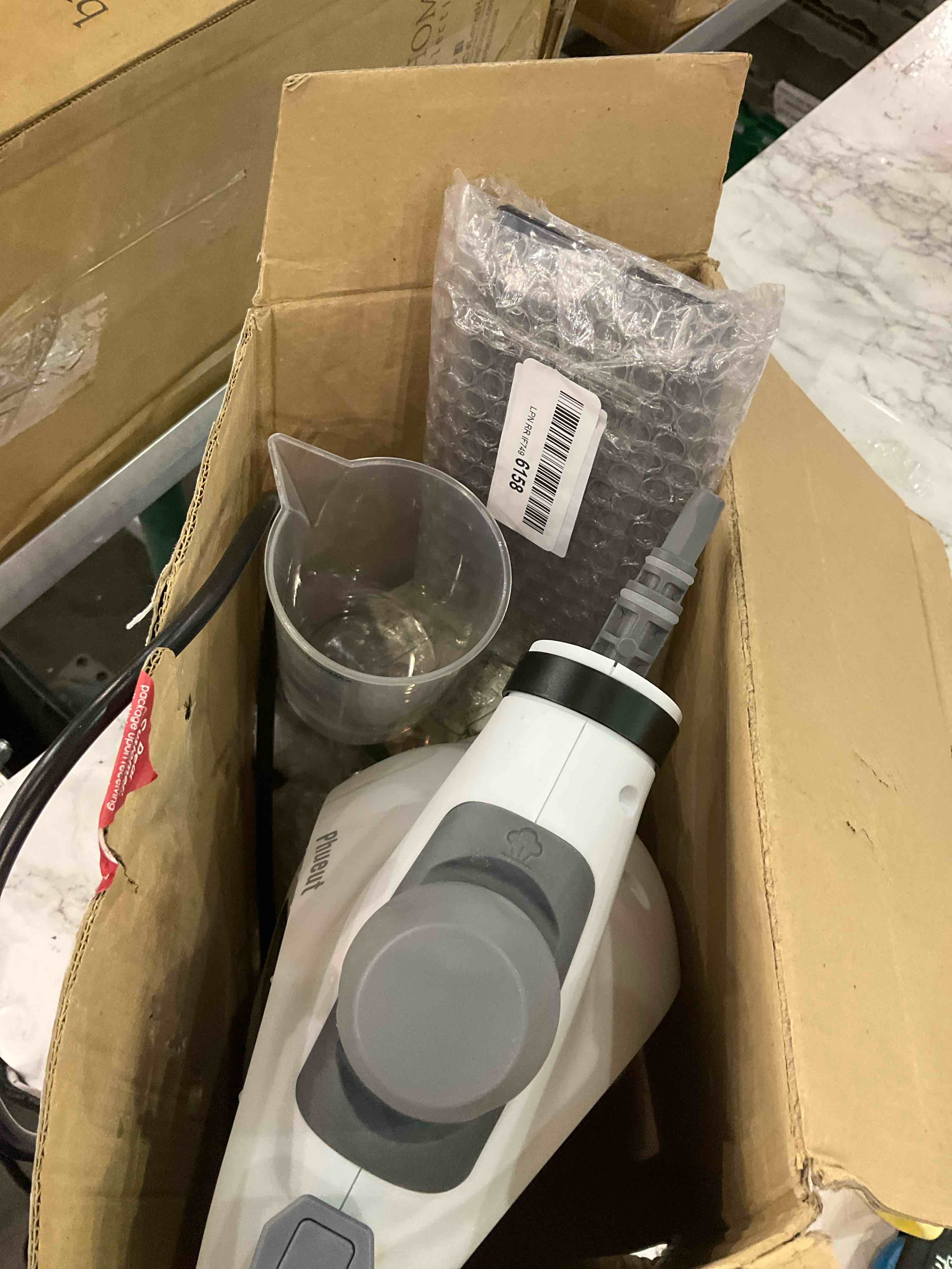 https://s3.amazonaws.com/lotting-images-prod/BargainHunt/EXS01274256_1711627618454.jpeg