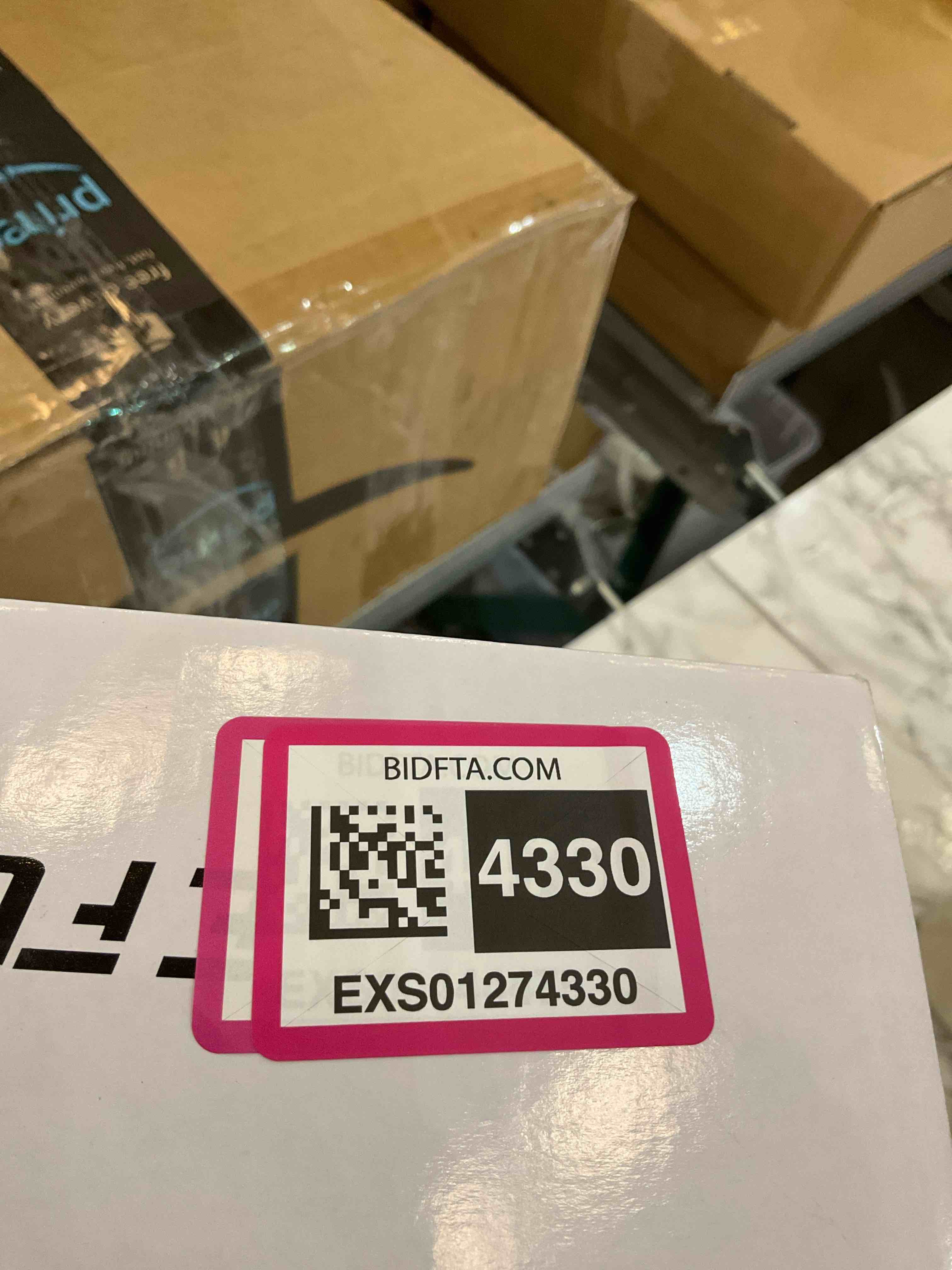 https://s3.amazonaws.com/lotting-images-prod/BargainHunt/EXS01274330_1711639462050.jpeg