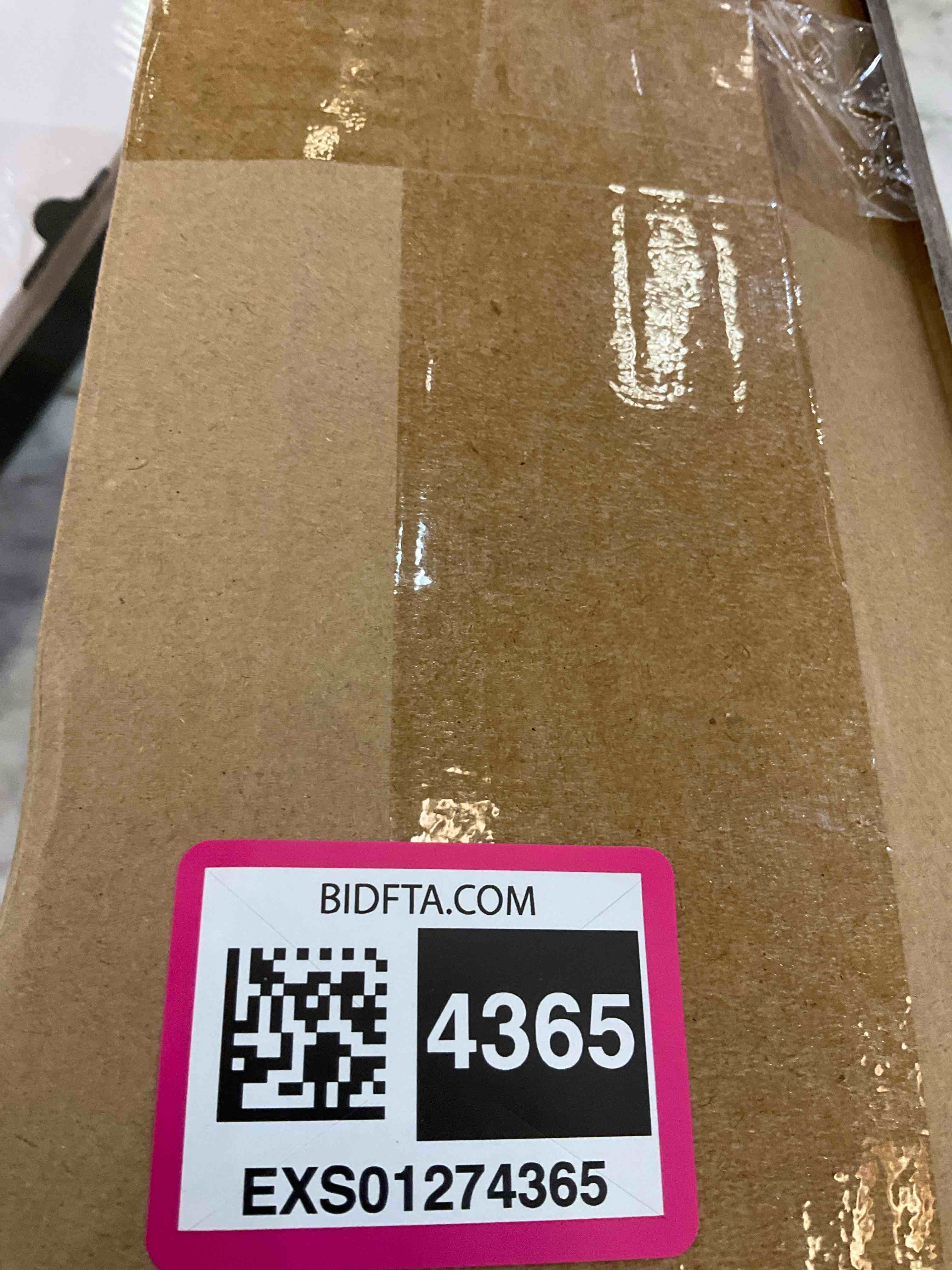 https://s3.amazonaws.com/lotting-images-prod/BargainHunt/EXS01274365_1711646900762.jpeg
