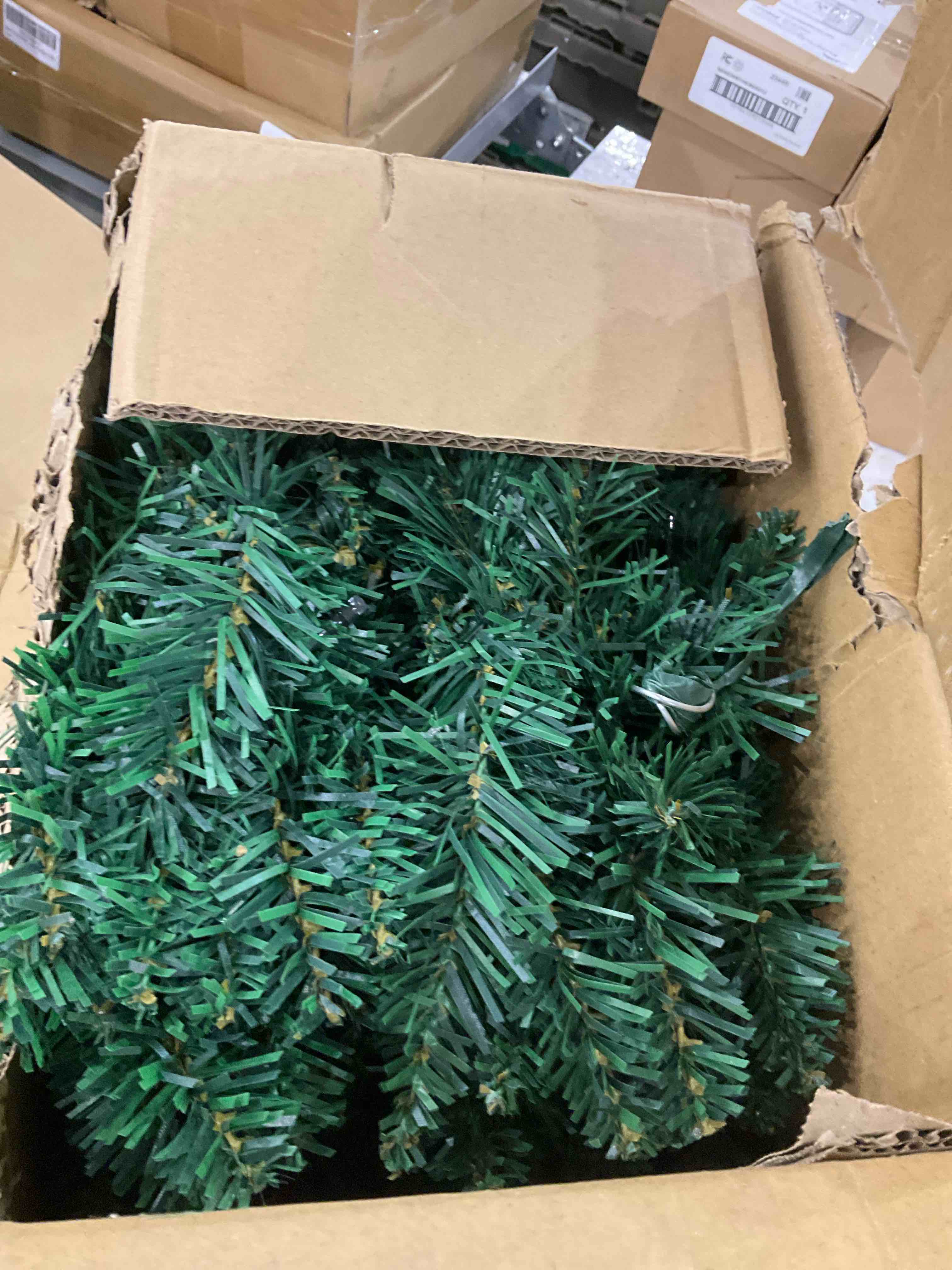 https://s3.amazonaws.com/lotting-images-prod/BargainHunt/EXS01274419_1711712859510.jpeg