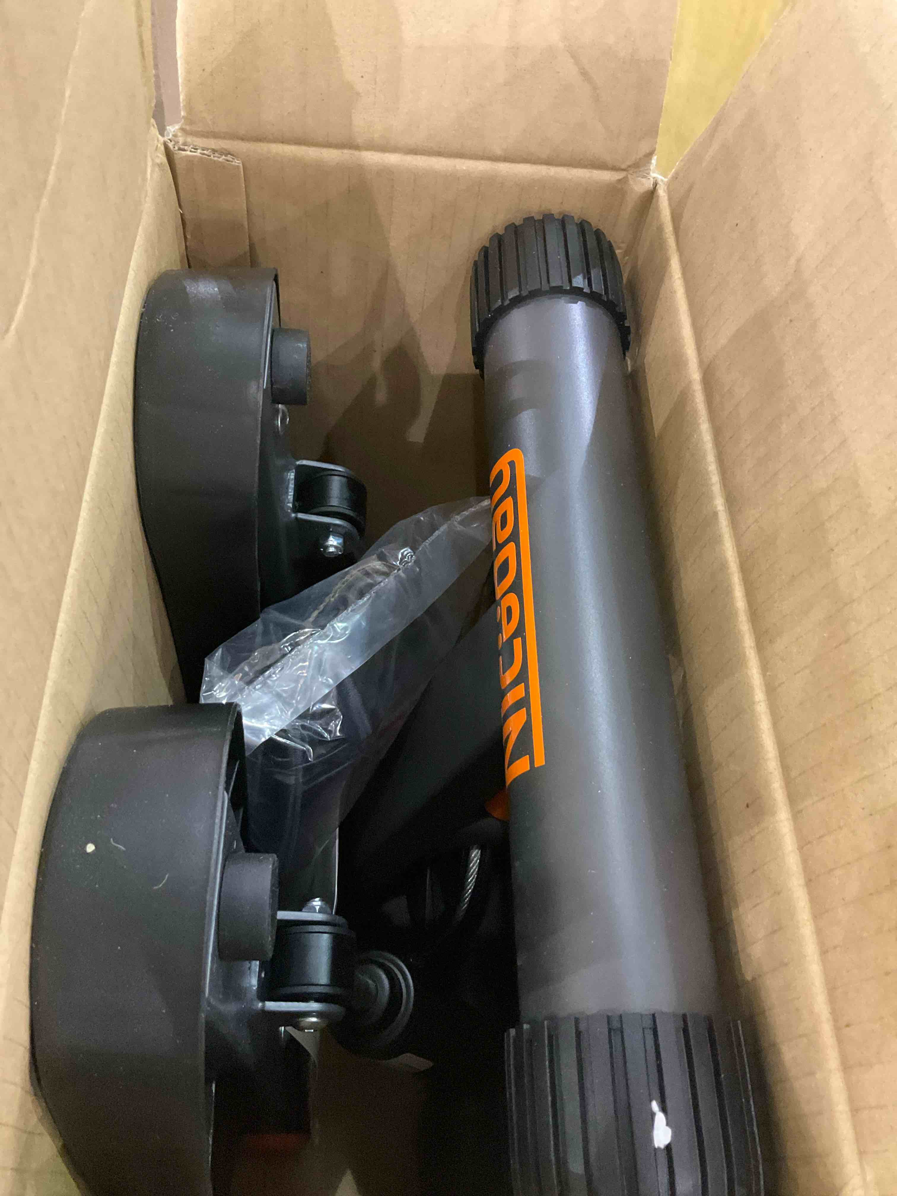 https://s3.amazonaws.com/lotting-images-prod/BargainHunt/EXS01274442_1711715627068.jpeg