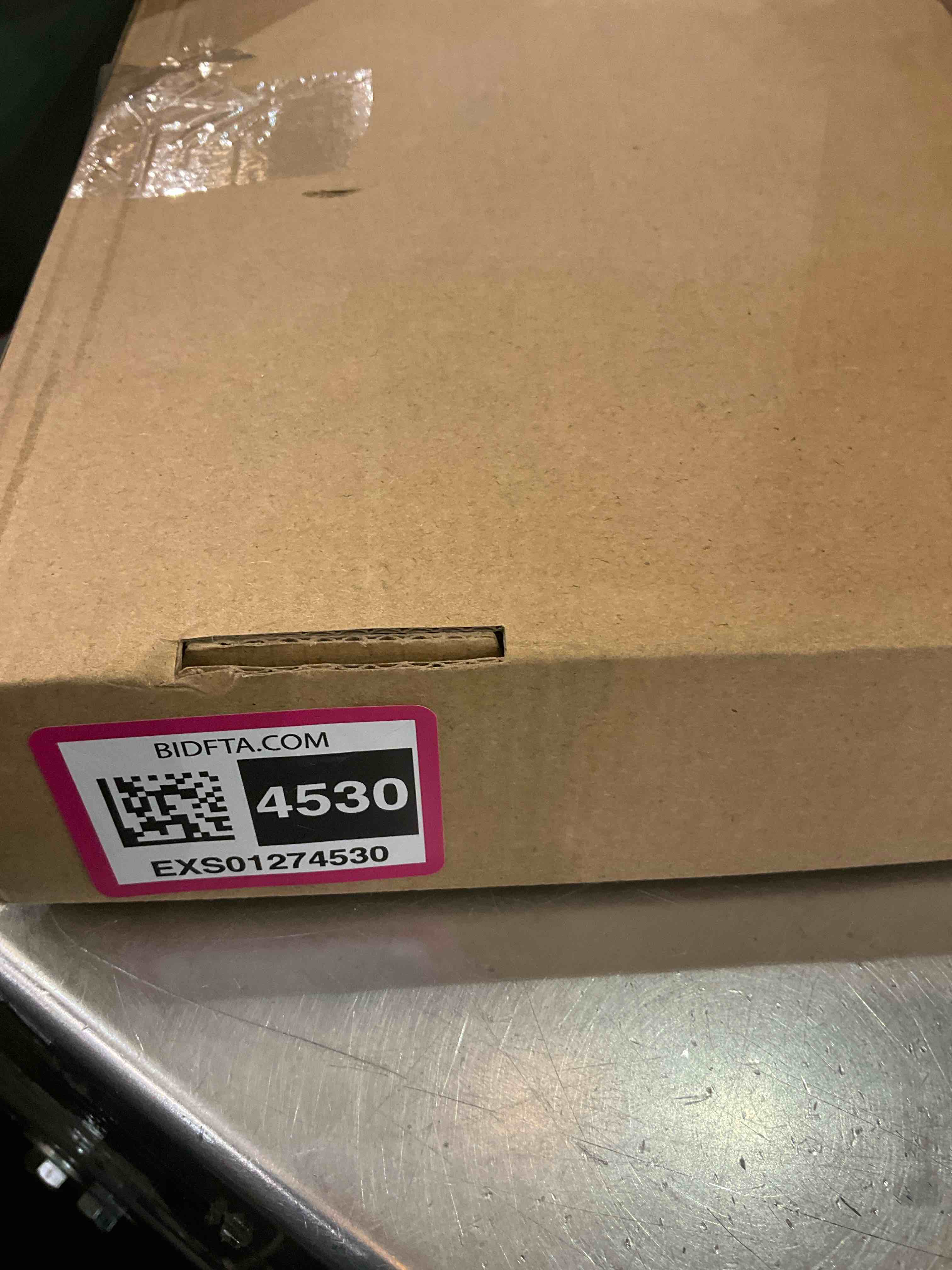 https://s3.amazonaws.com/lotting-images-prod/BargainHunt/EXS01274530_1711549472316.jpeg