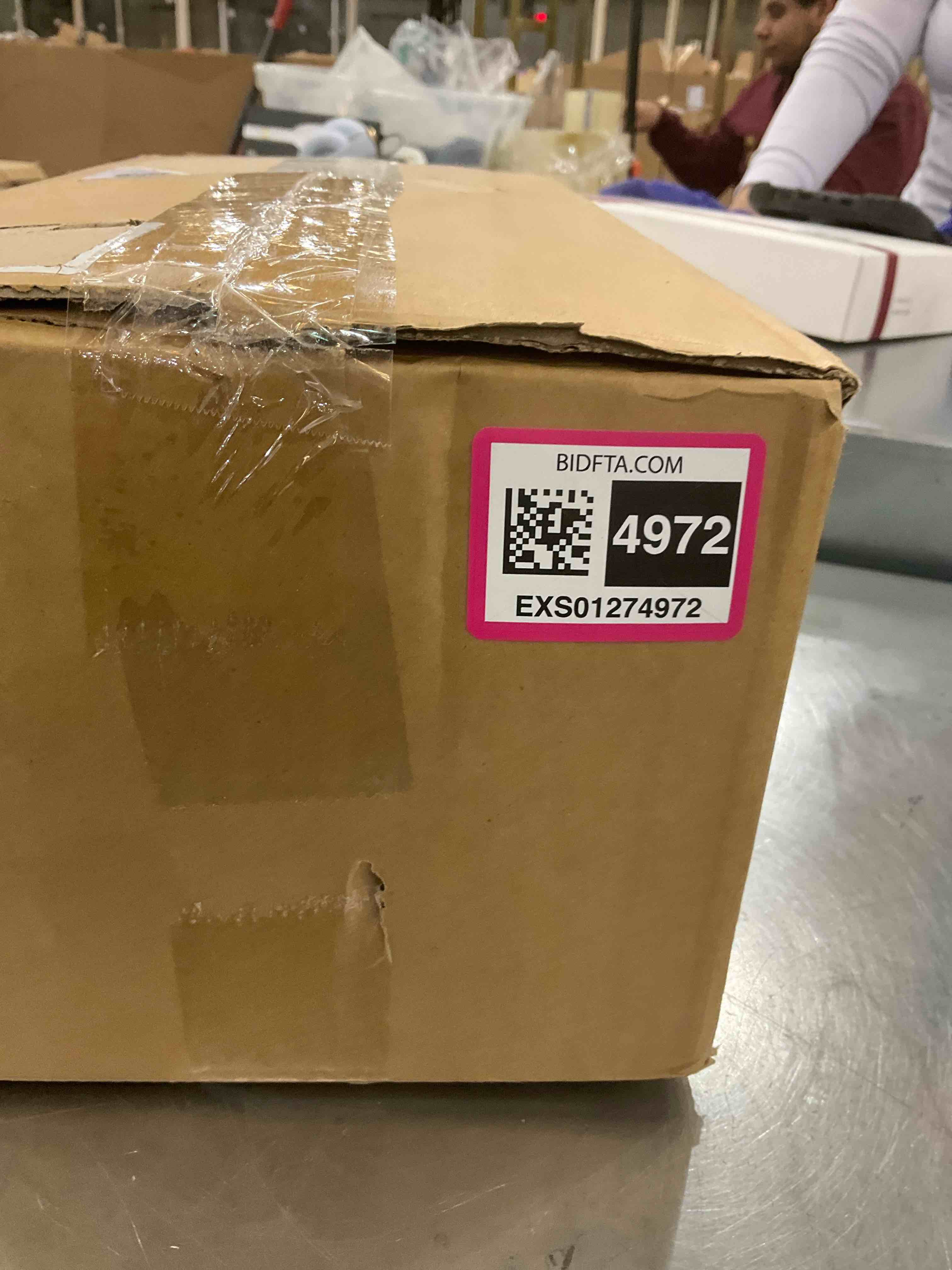 https://s3.amazonaws.com/lotting-images-prod/BargainHunt/EXS01274972_1711736948970.jpeg