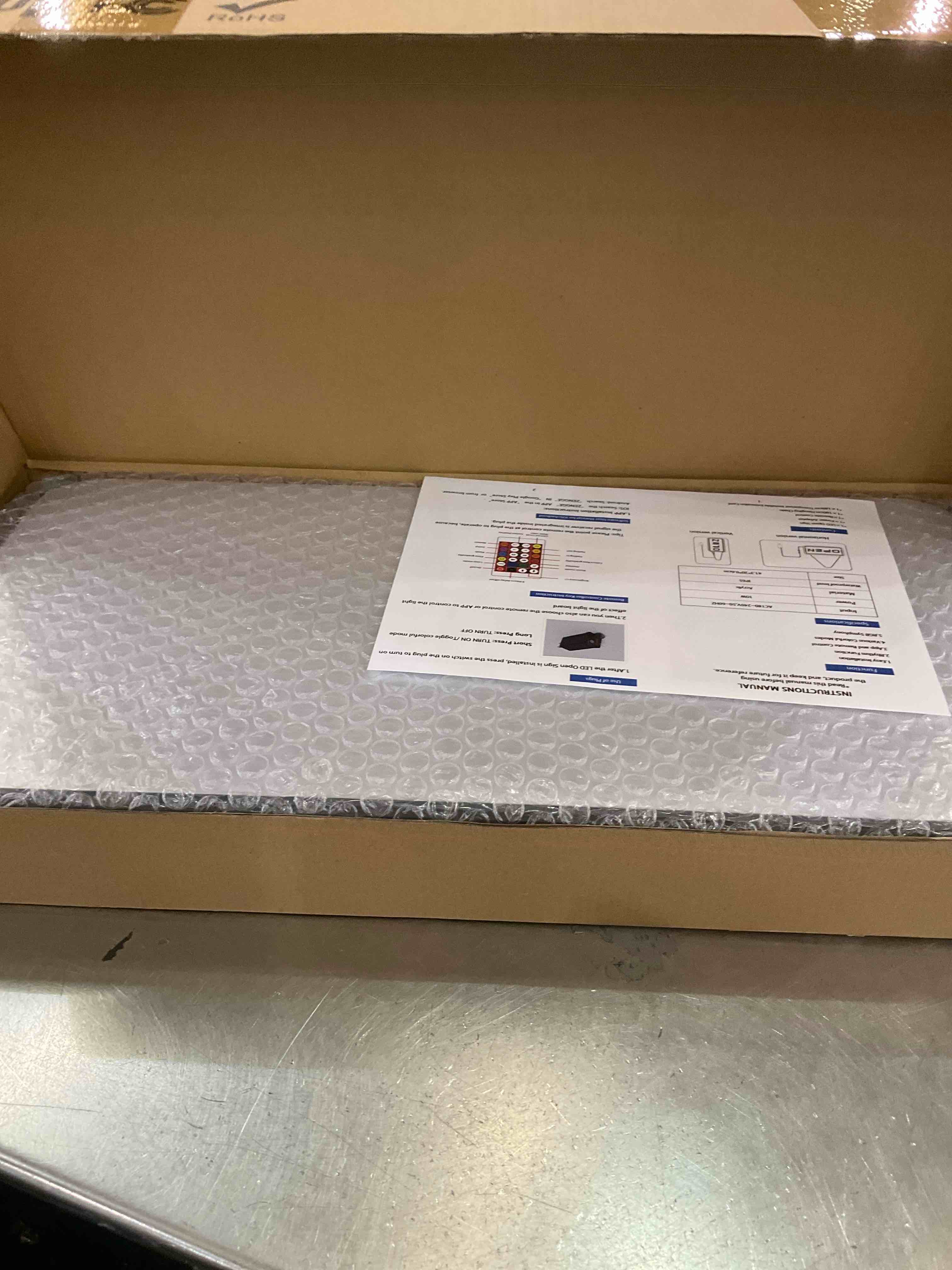 https://s3.amazonaws.com/lotting-images-prod/BargainHunt/EXS01274987_1711738554028.jpeg