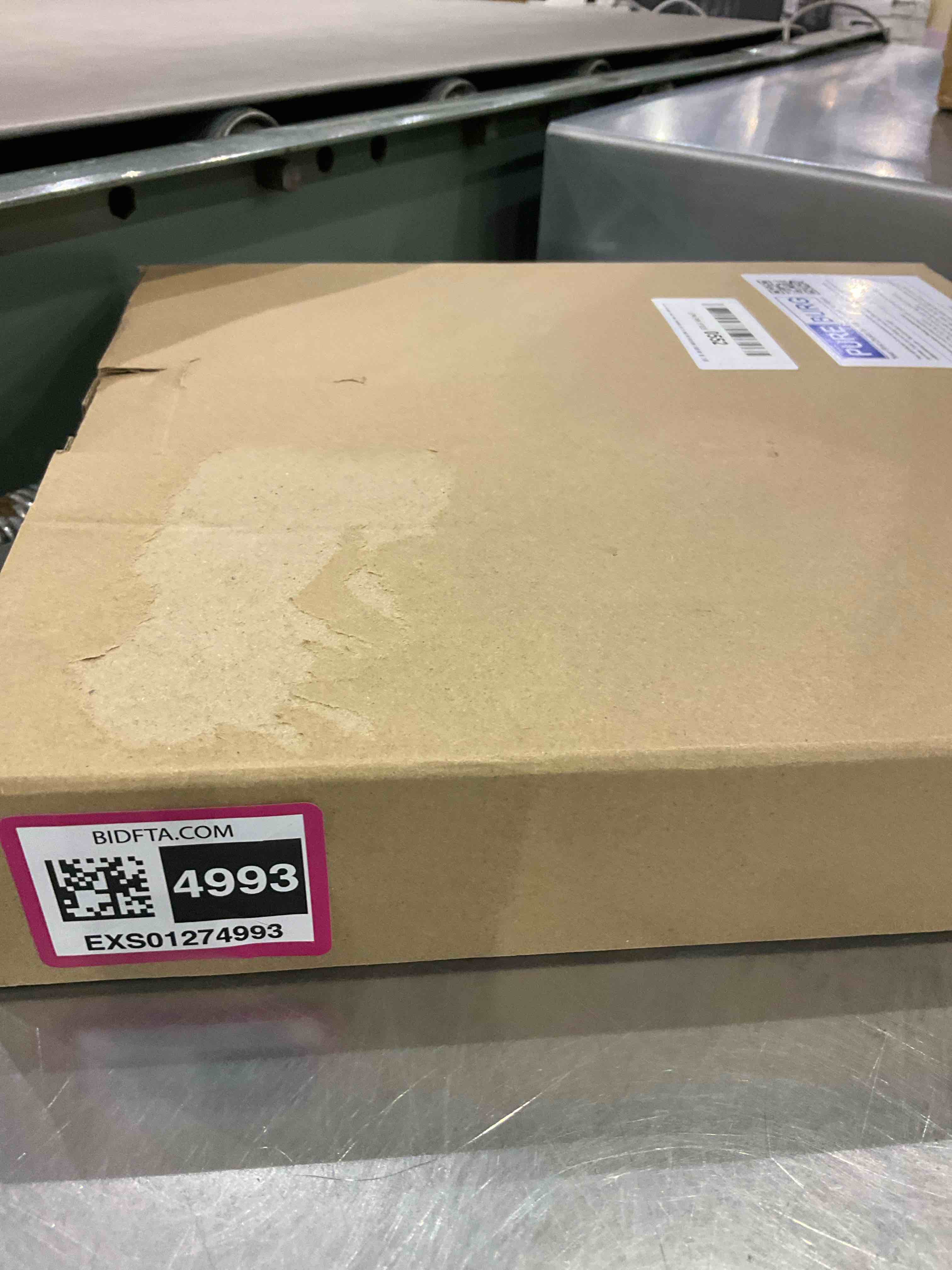 https://s3.amazonaws.com/lotting-images-prod/BargainHunt/EXS01274993_1711970838200.jpeg