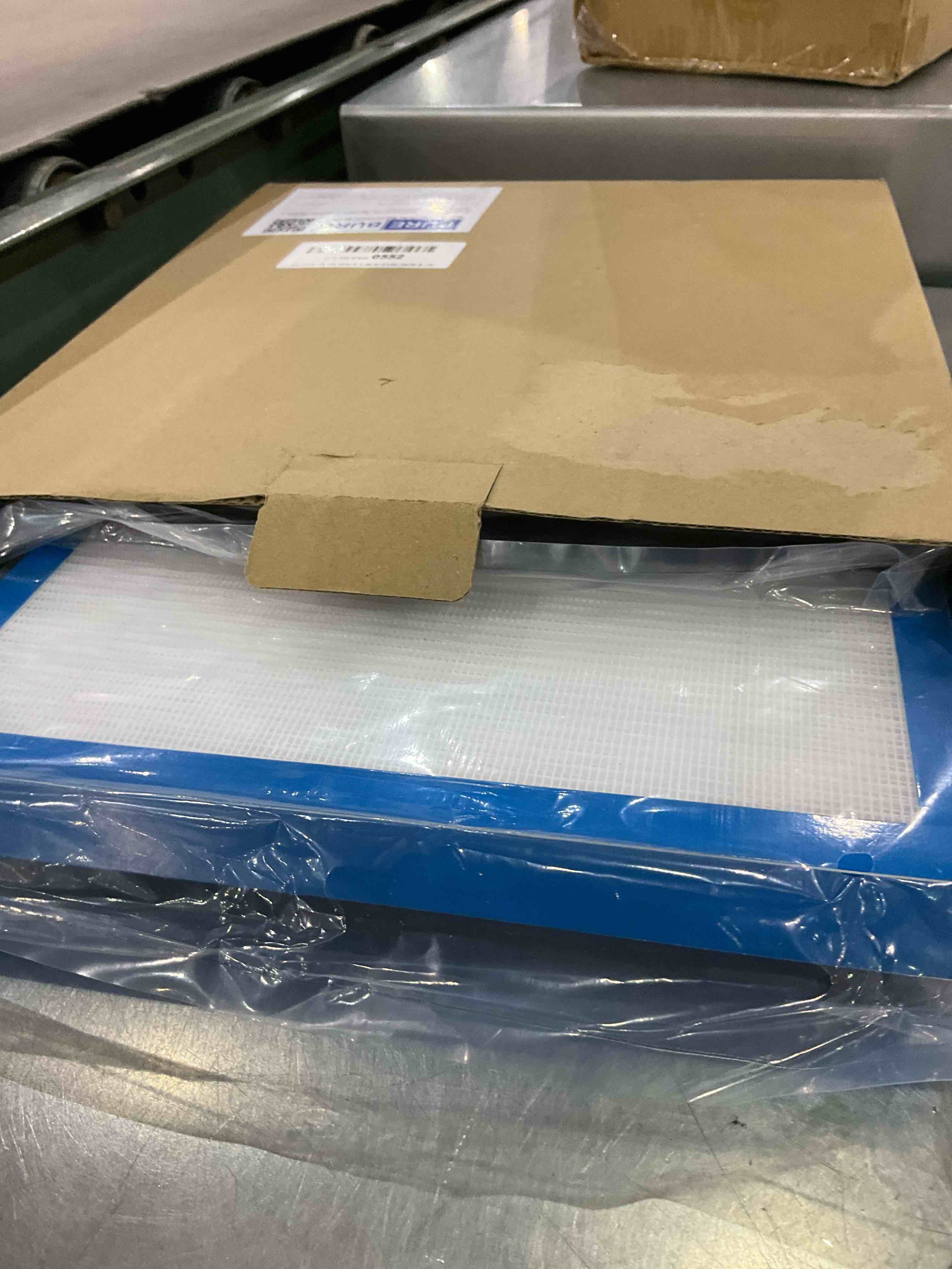 https://s3.amazonaws.com/lotting-images-prod/BargainHunt/EXS01274993_1711970846185.jpeg