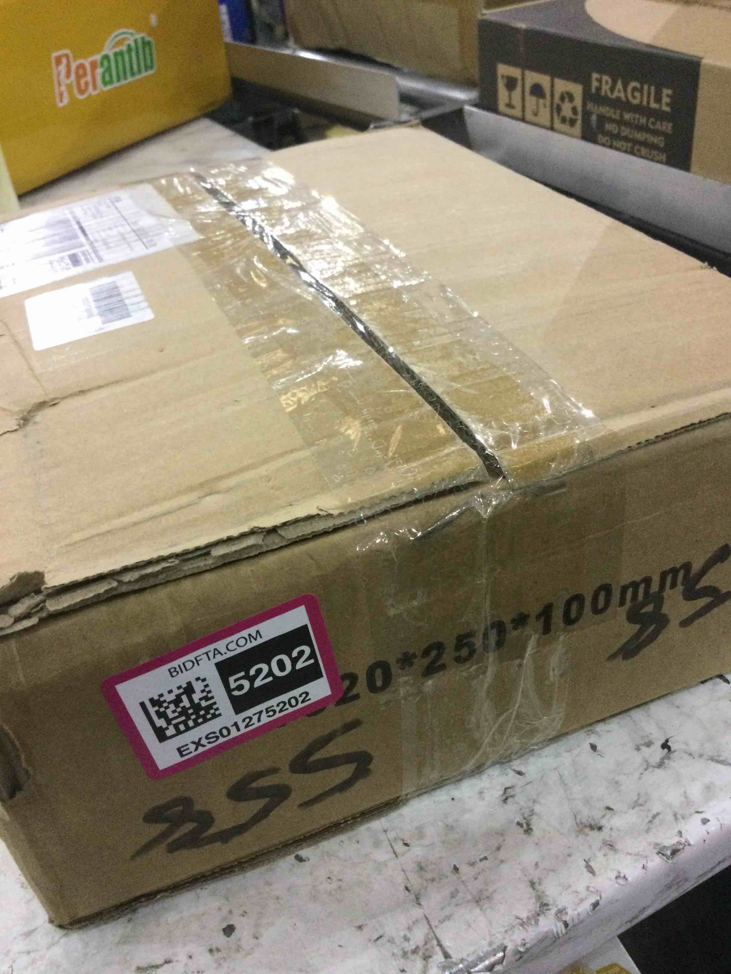 https://s3.amazonaws.com/lotting-images-prod/BargainHunt/EXS01275202_1712321106387.jpeg