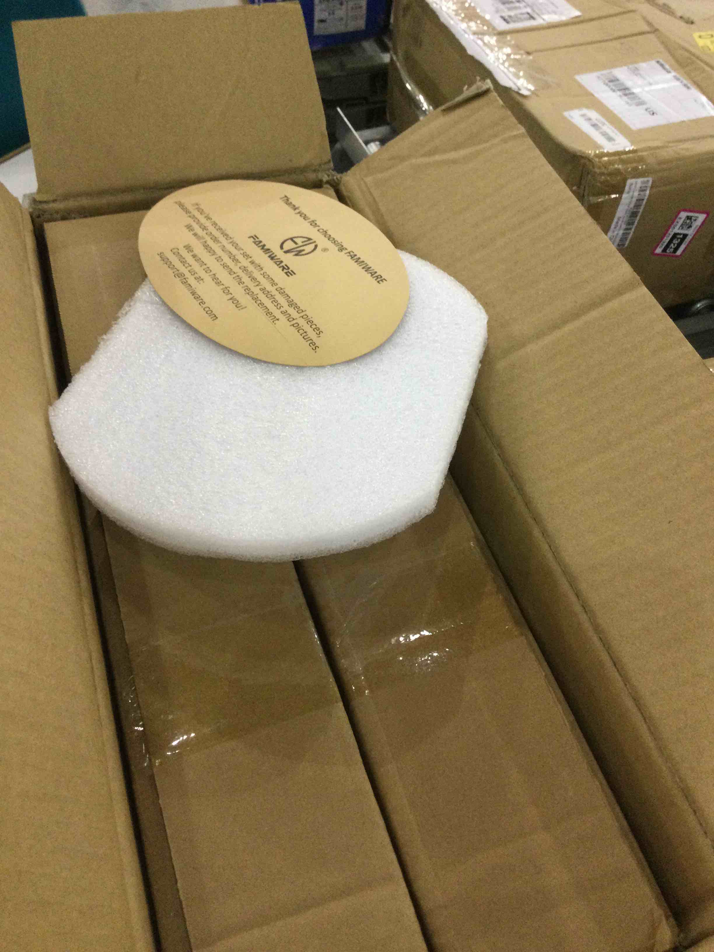 https://s3.amazonaws.com/lotting-images-prod/BargainHunt/EXS01275205_1712321276090.jpeg