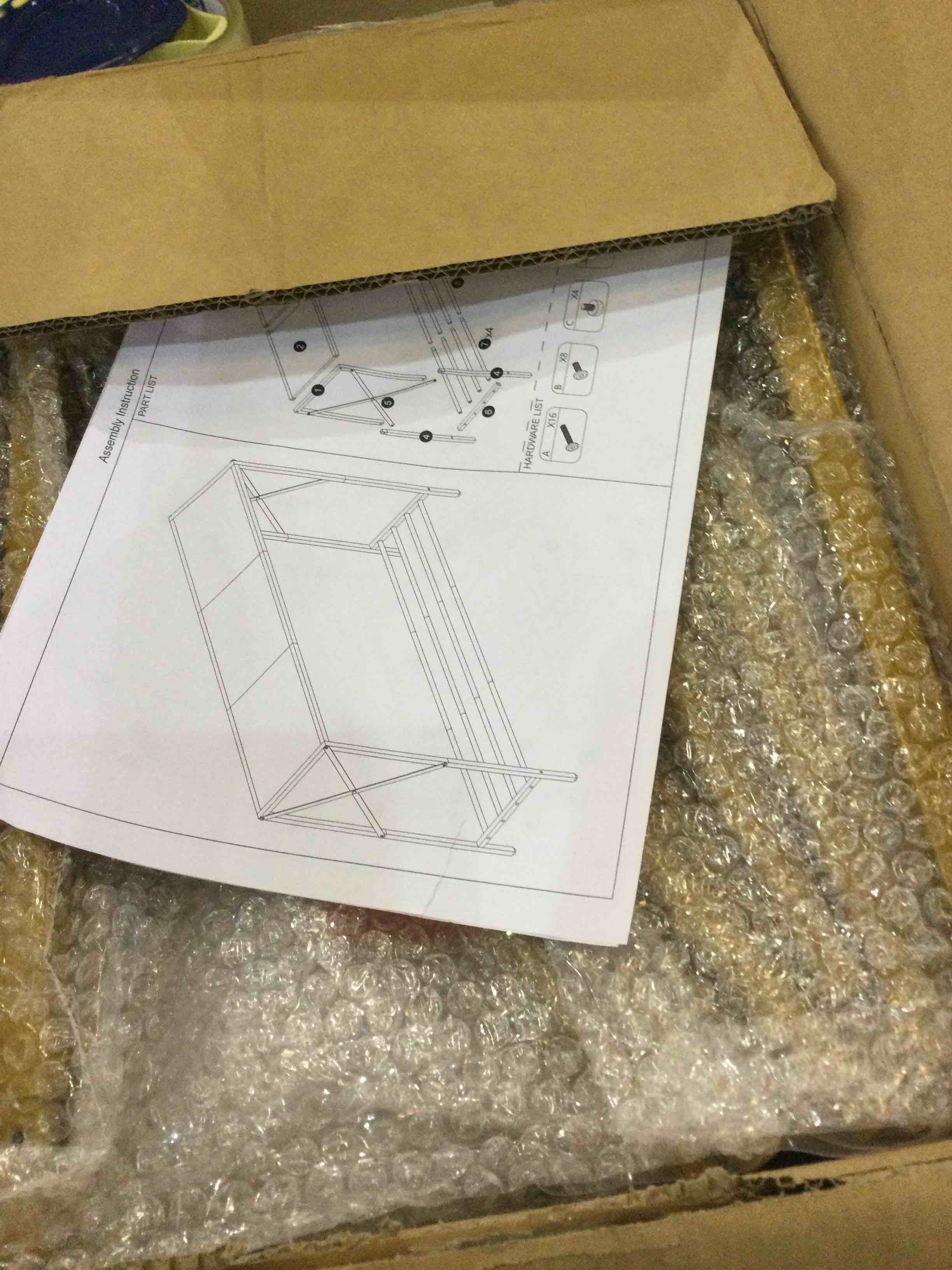 https://s3.amazonaws.com/lotting-images-prod/BargainHunt/EXS01275234_1712325918887.jpeg