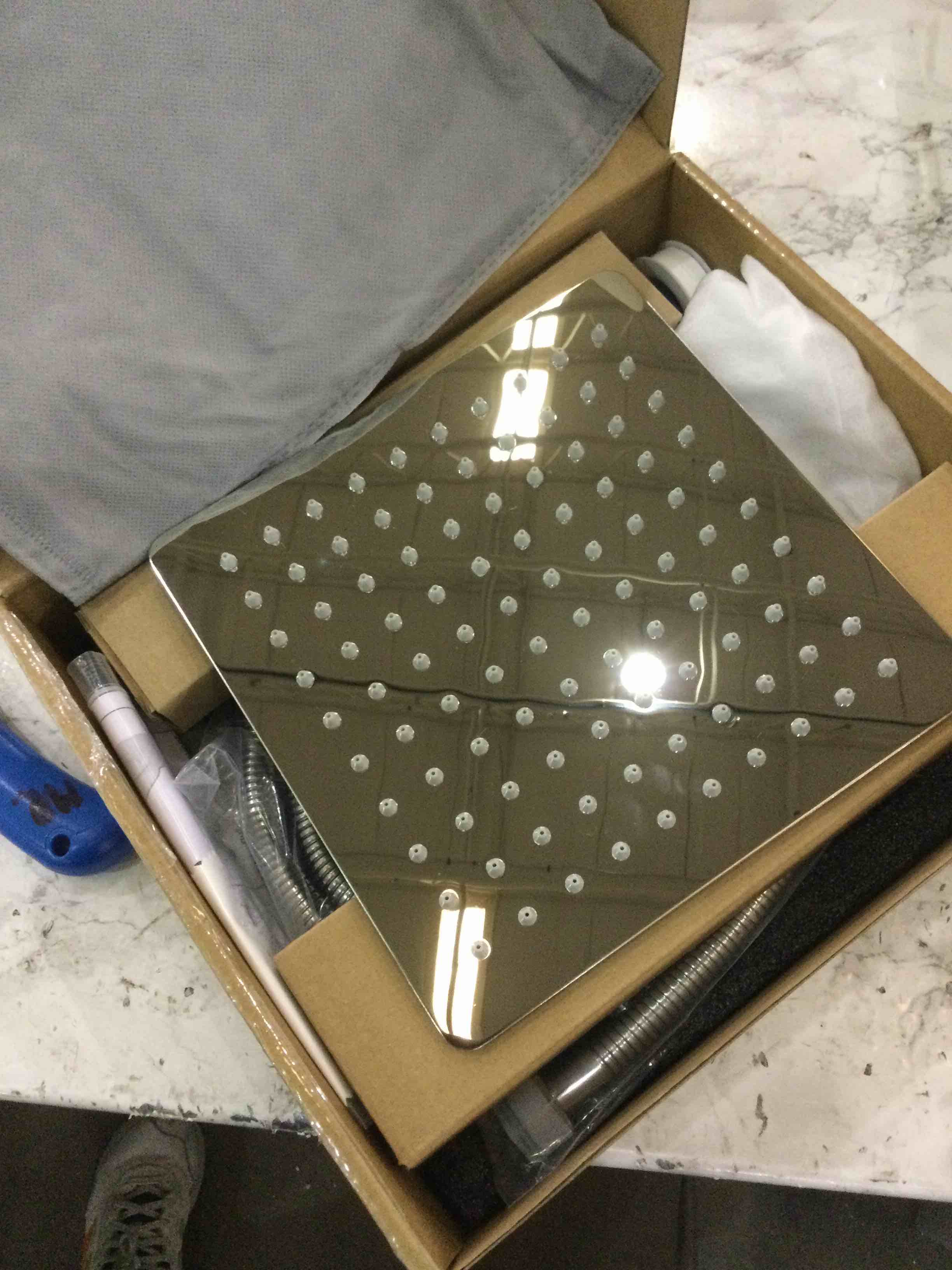 https://s3.amazonaws.com/lotting-images-prod/BargainHunt/EXS01275334_1712337359075.jpeg