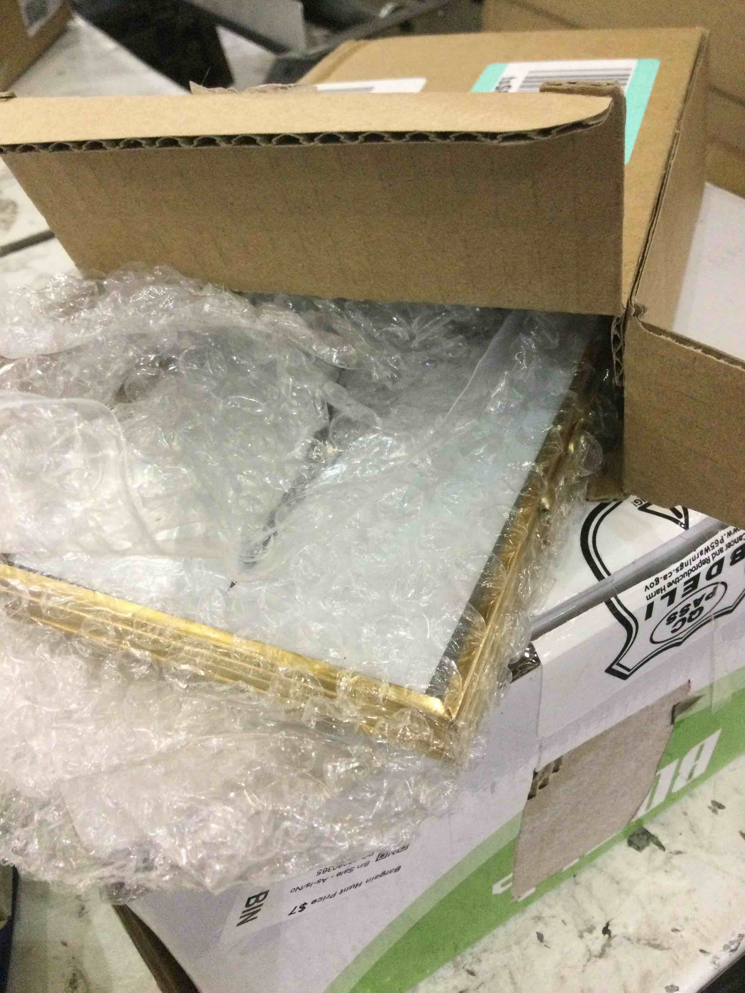 https://s3.amazonaws.com/lotting-images-prod/BargainHunt/EXS01275381_1712342803030.jpeg