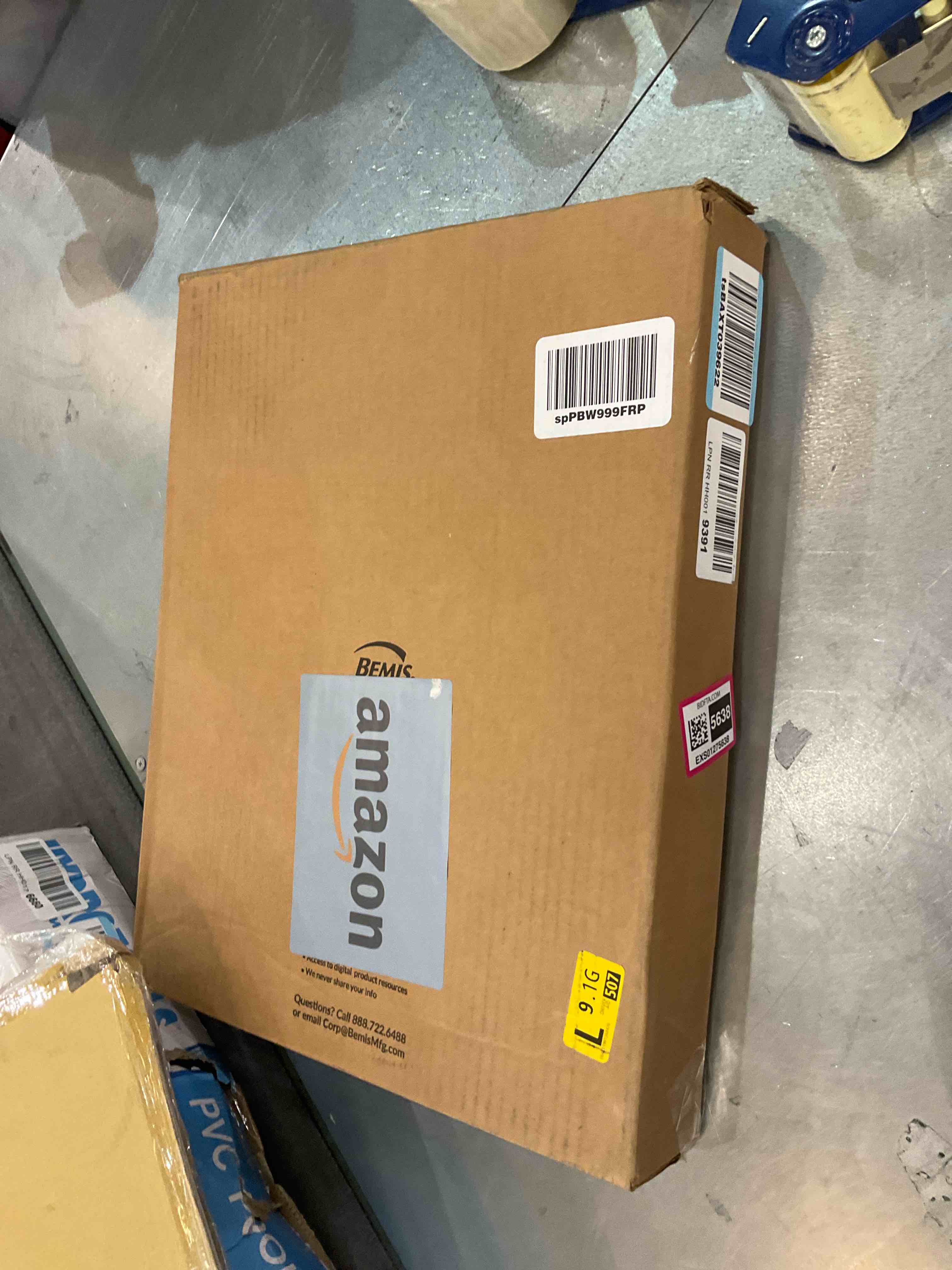 https://s3.amazonaws.com/lotting-images-prod/BargainHunt/EXS01275638_1711731806729.jpeg
