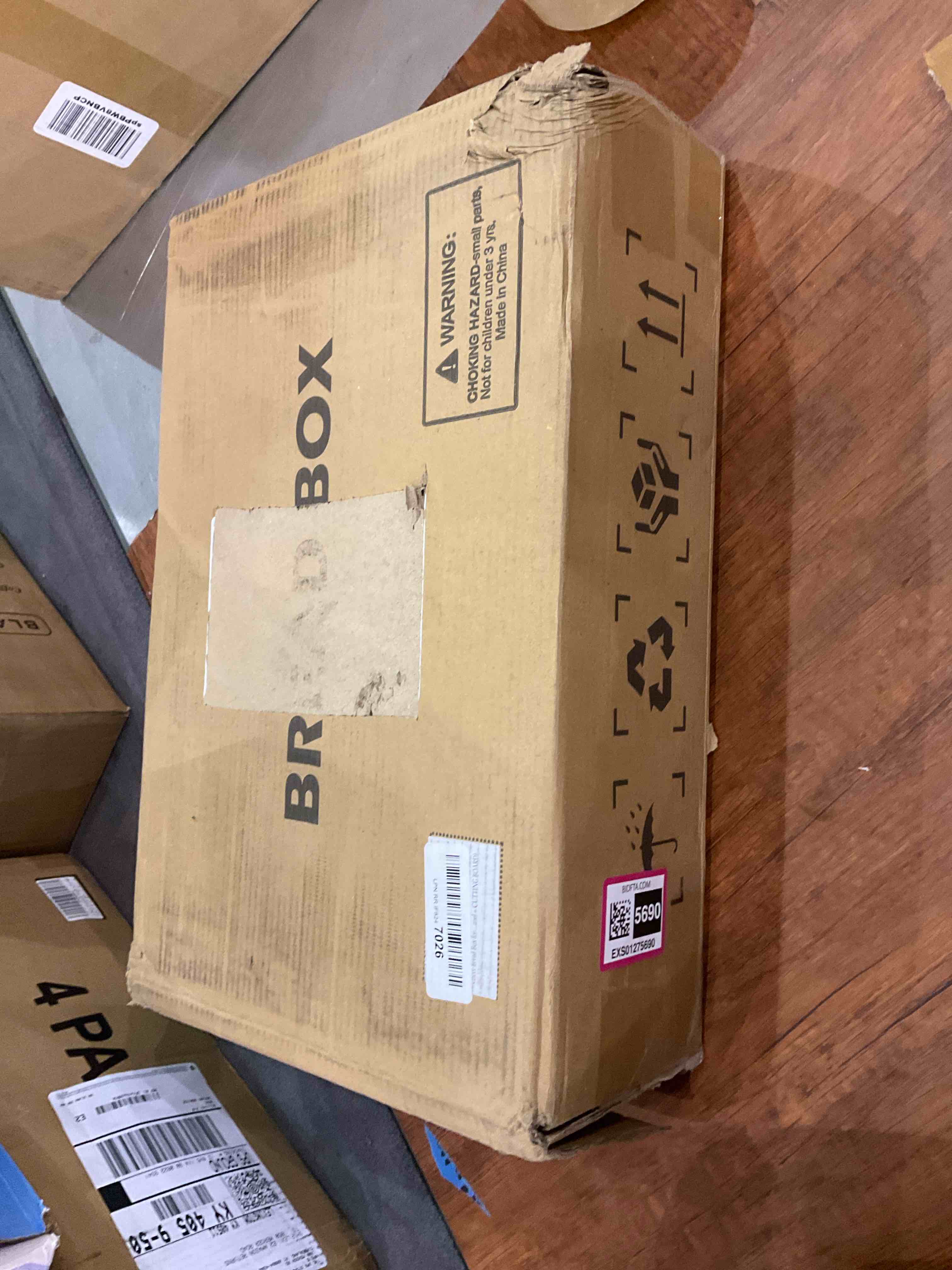 https://s3.amazonaws.com/lotting-images-prod/BargainHunt/EXS01275690_1711973214477.jpeg