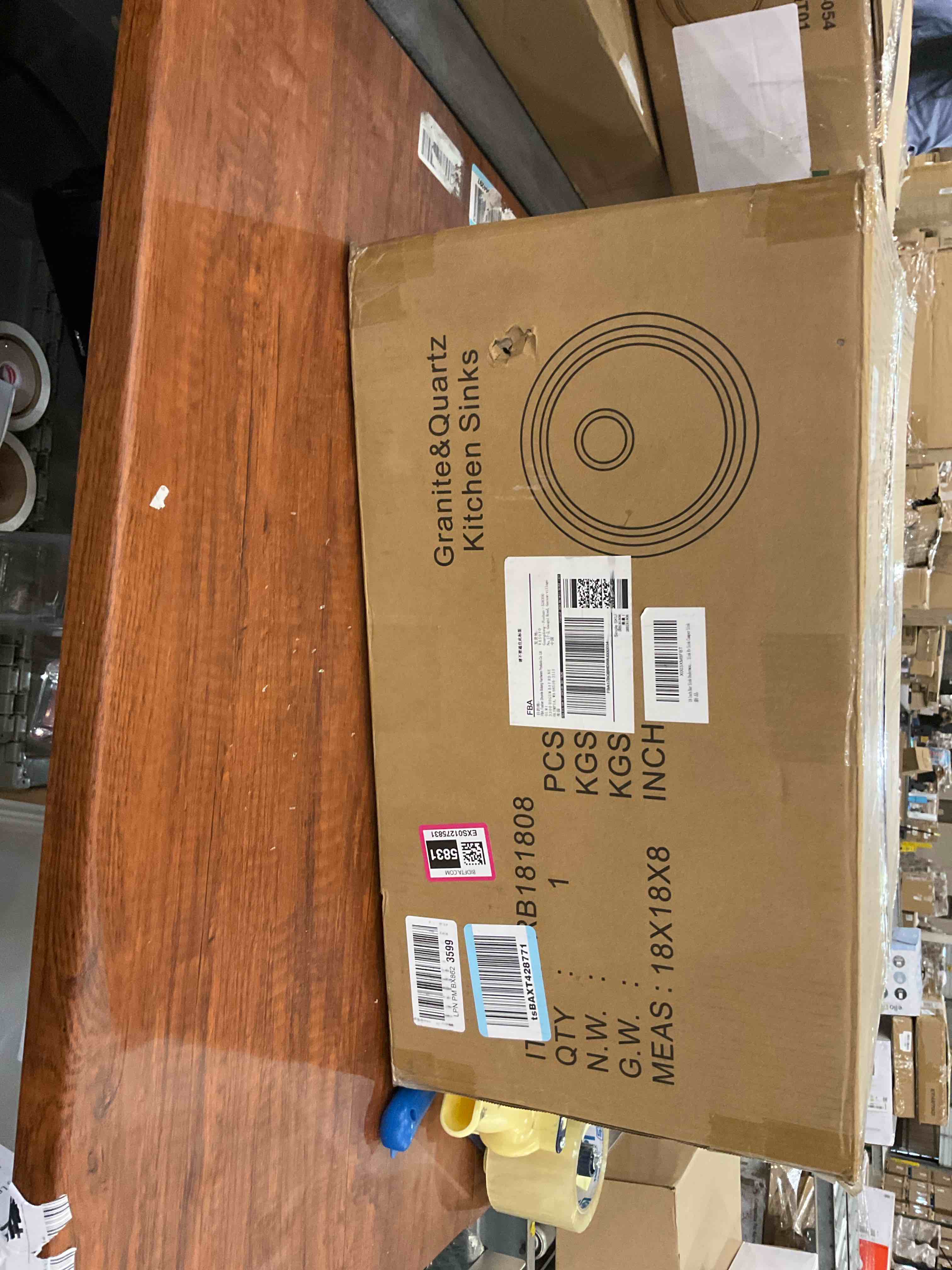 https://s3.amazonaws.com/lotting-images-prod/BargainHunt/EXS01275831_1712152877231.jpeg