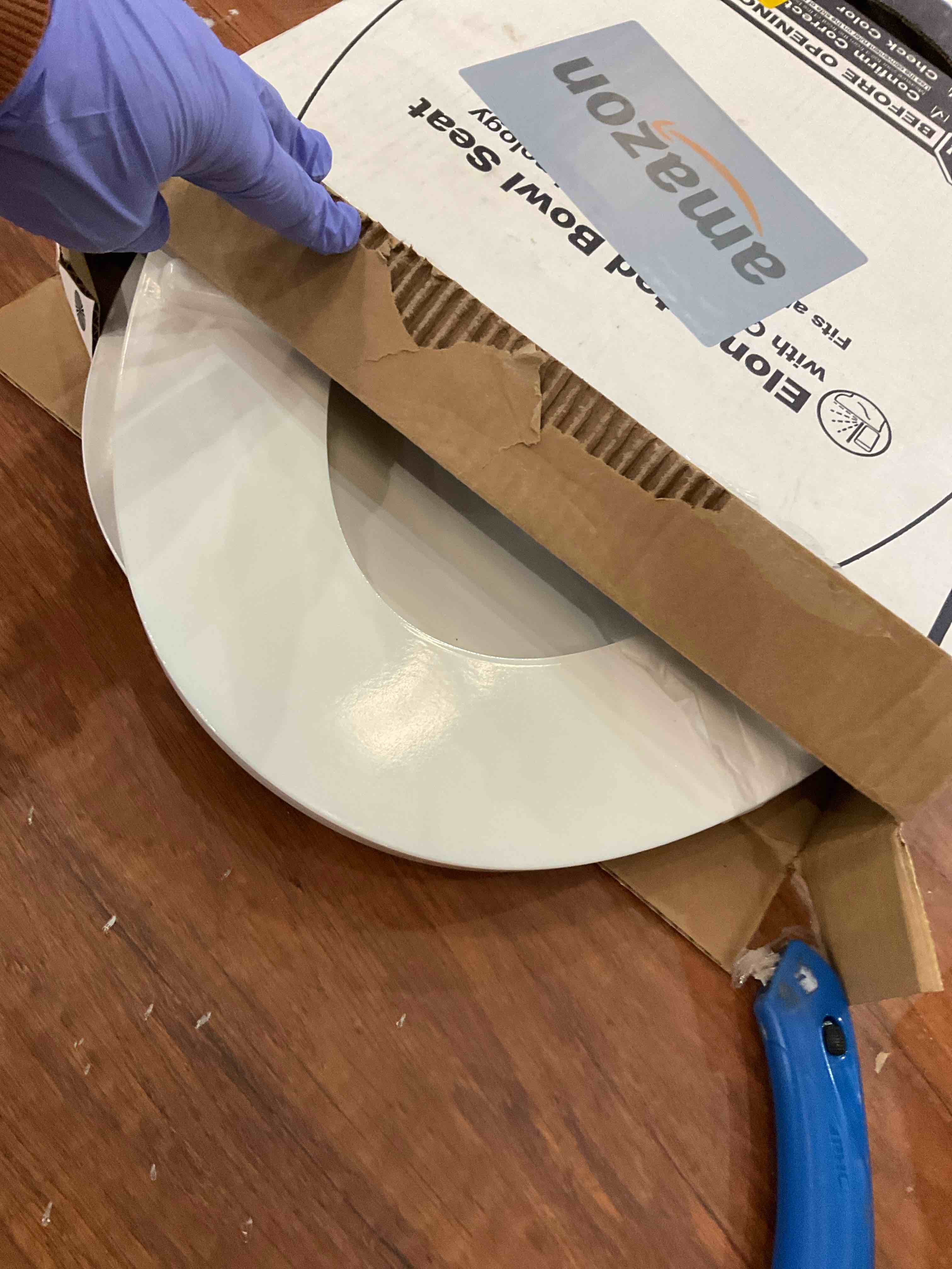 https://s3.amazonaws.com/lotting-images-prod/BargainHunt/EXS01275833_1712153231084.jpeg