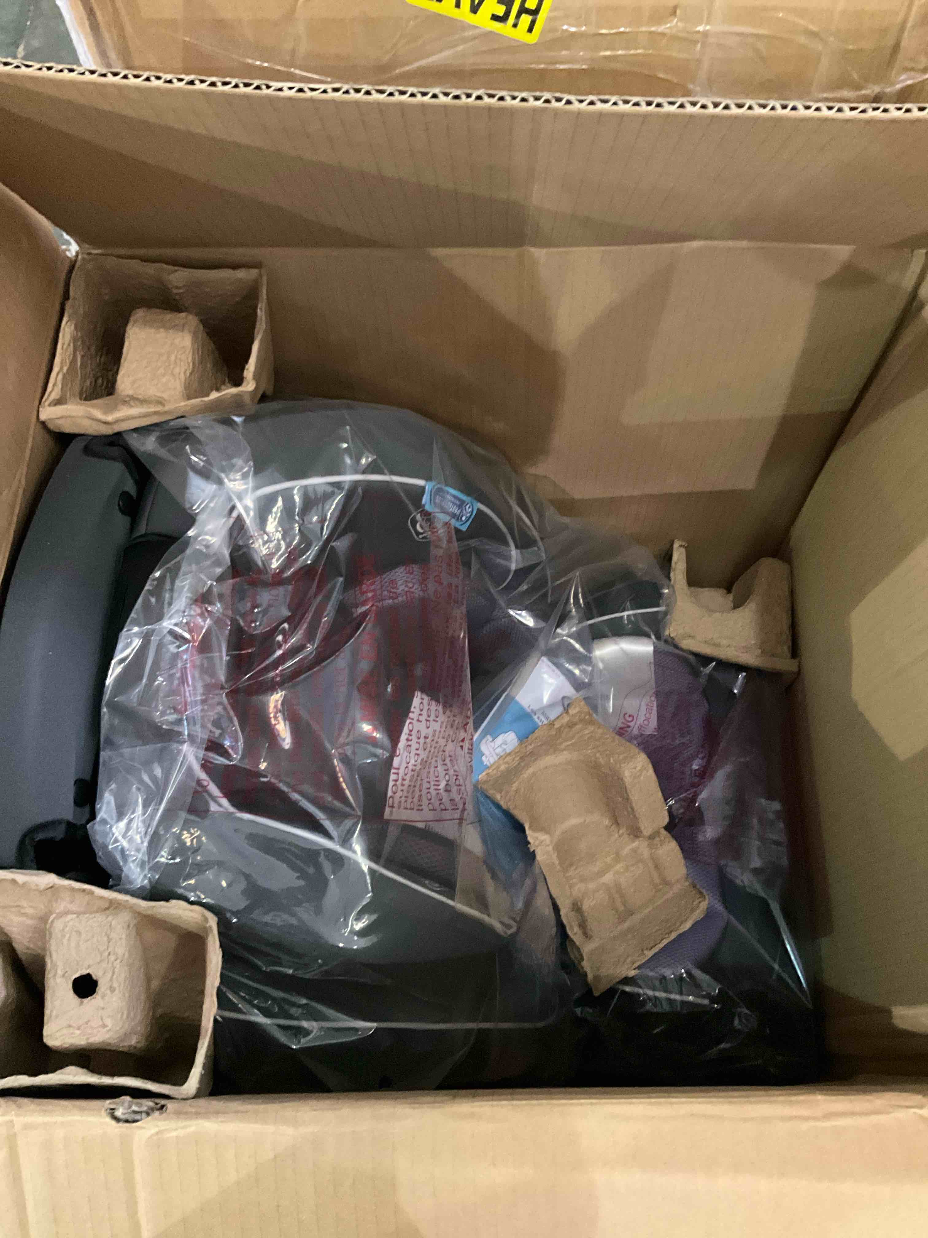 https://s3.amazonaws.com/lotting-images-prod/BargainHunt/EXS01276460_1723840921397.jpeg
