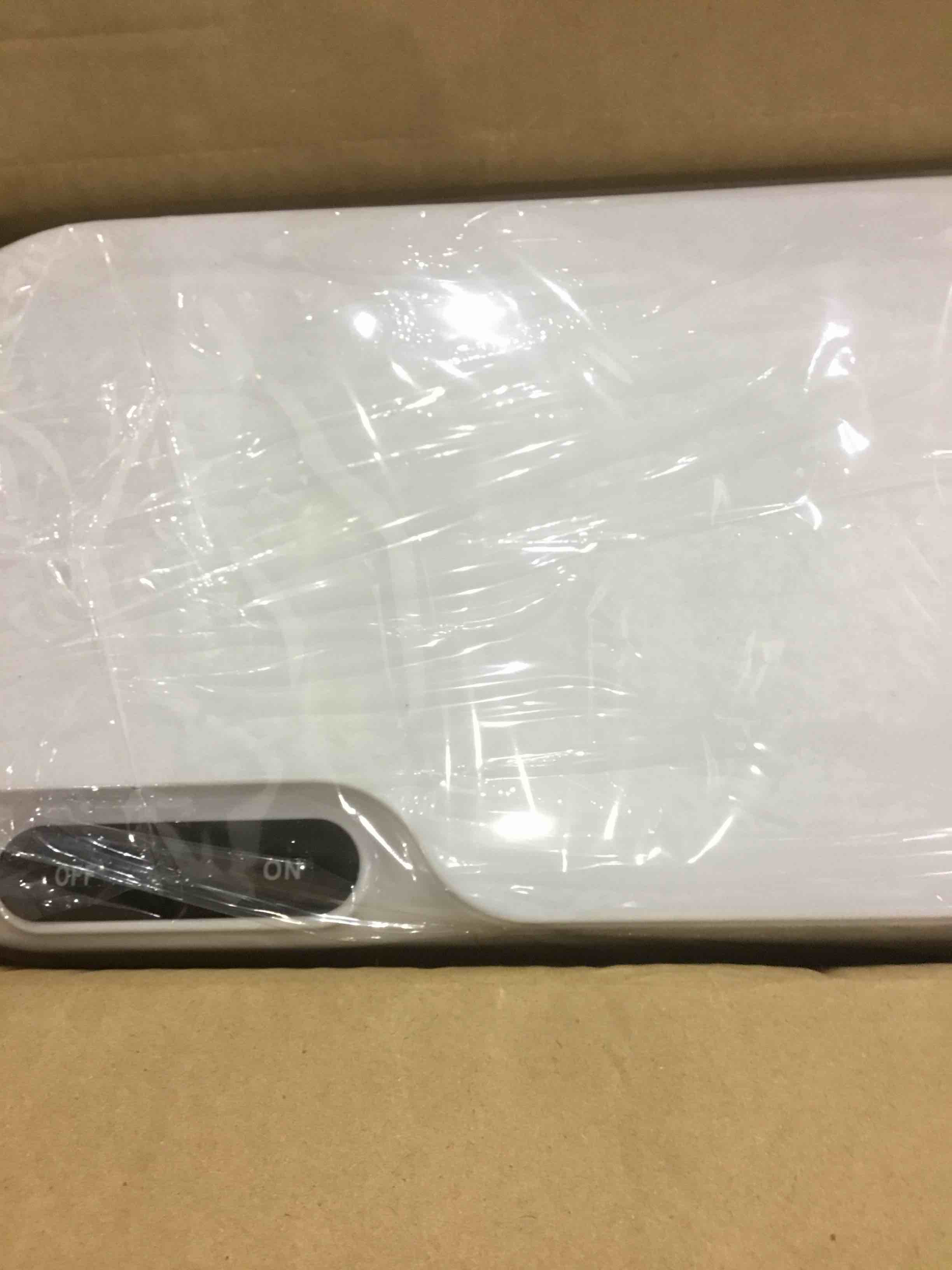 https://s3.amazonaws.com/lotting-images-prod/BargainHunt/EXS01276543_1711462361051.jpeg