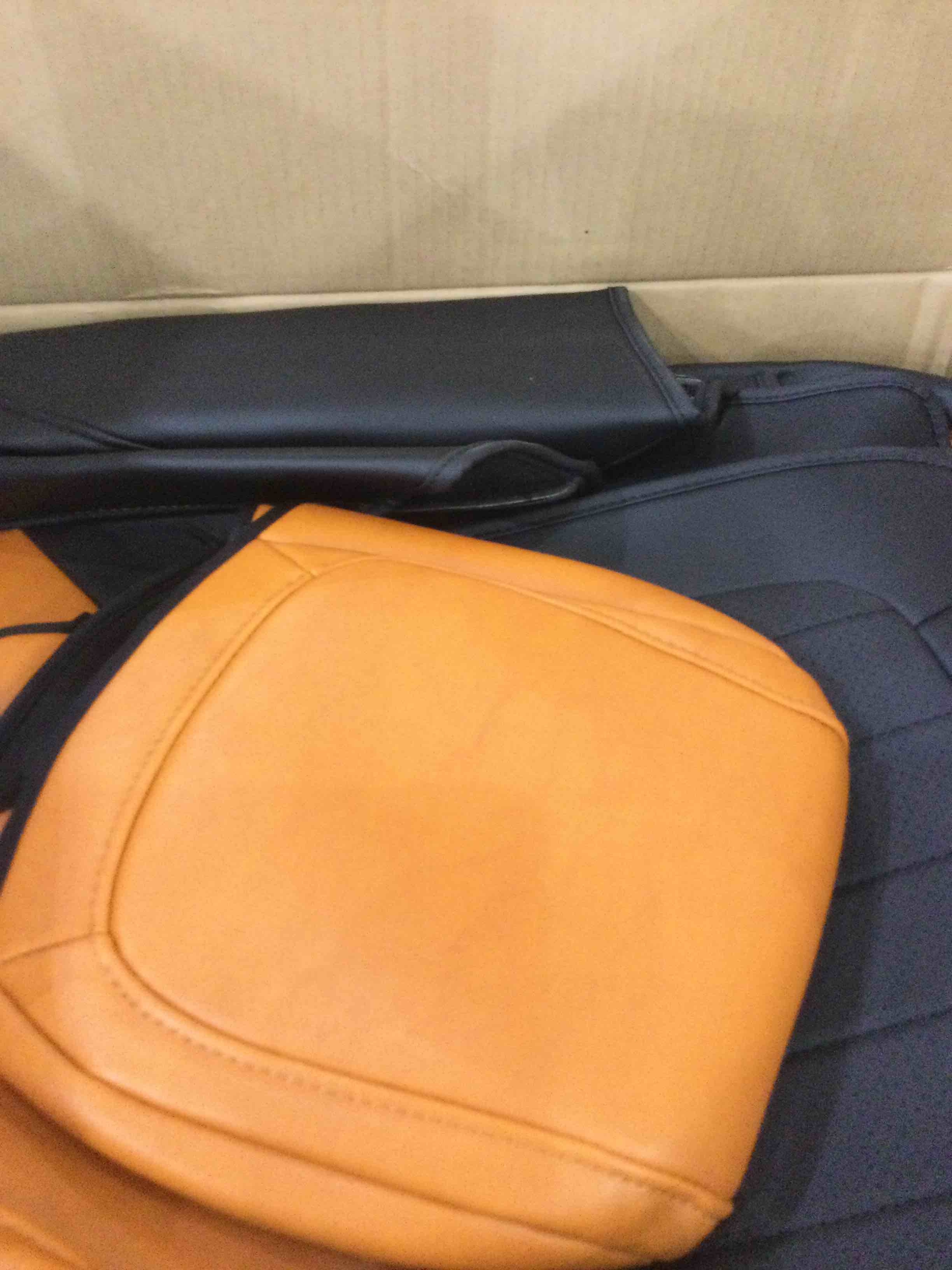 https://s3.amazonaws.com/lotting-images-prod/BargainHunt/EXS01276700_1712331681417.jpeg