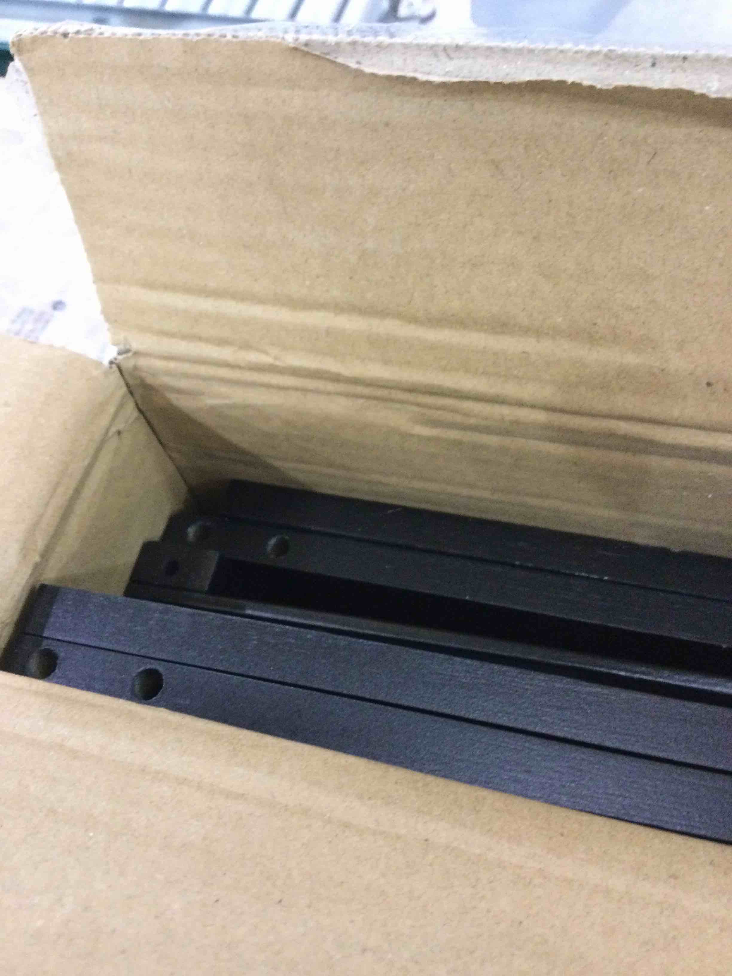 https://s3.amazonaws.com/lotting-images-prod/BargainHunt/EXS01276894_1712760173325.jpeg