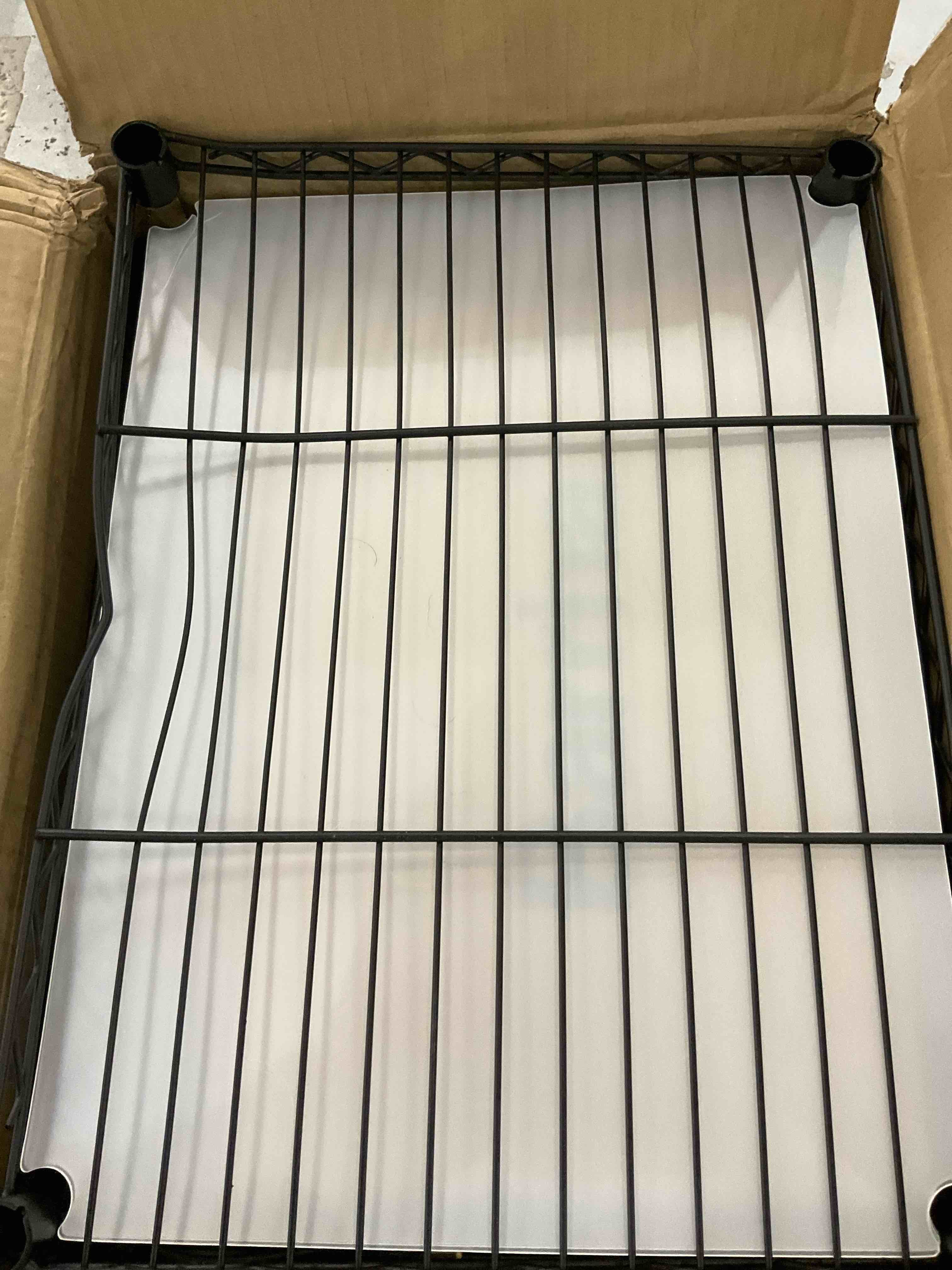 https://s3.amazonaws.com/lotting-images-prod/BargainHunt/EXS01277098_1711722841362.jpeg