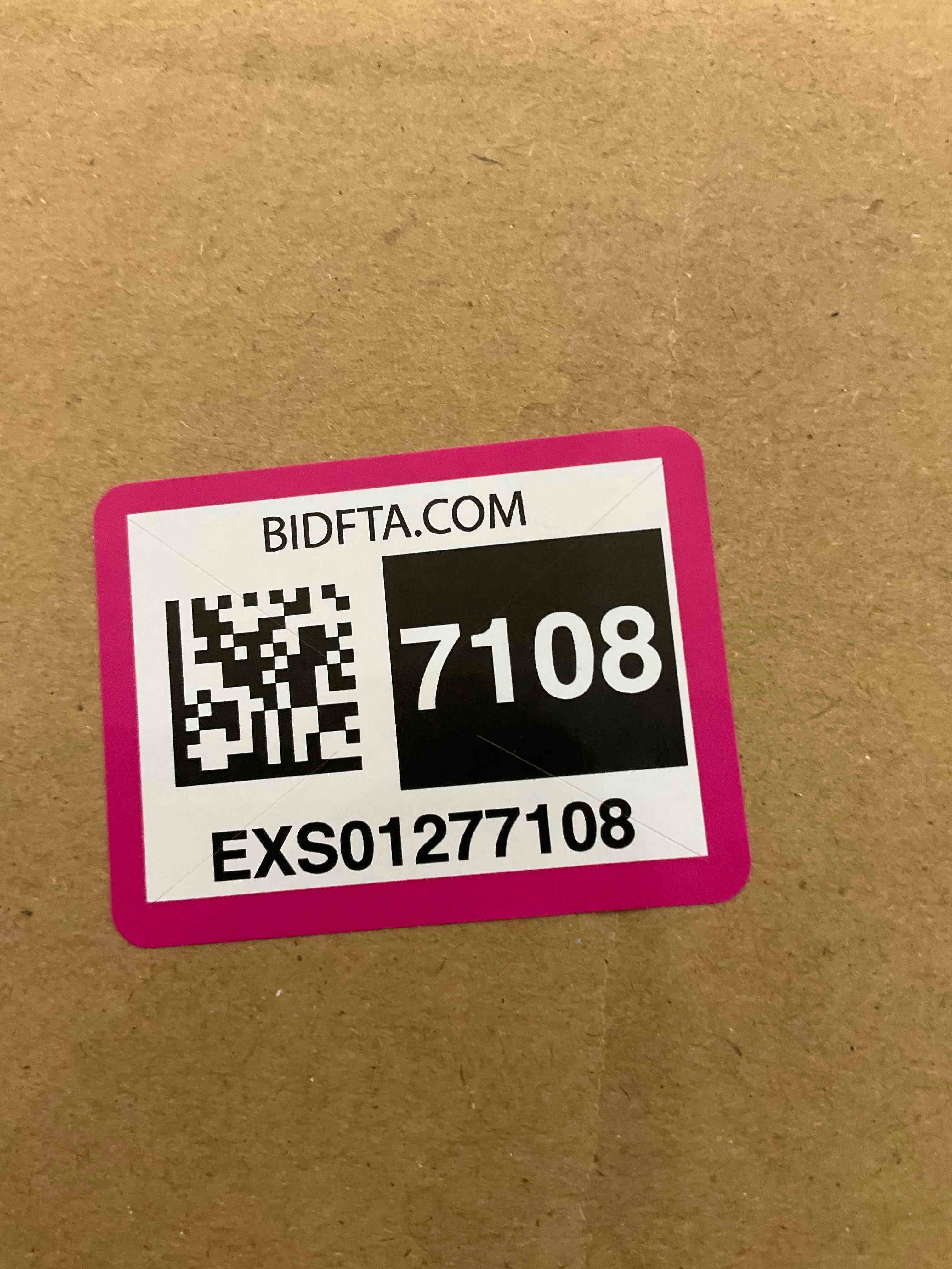 https://s3.amazonaws.com/lotting-images-prod/BargainHunt/EXS01277108_1711724728192.jpeg