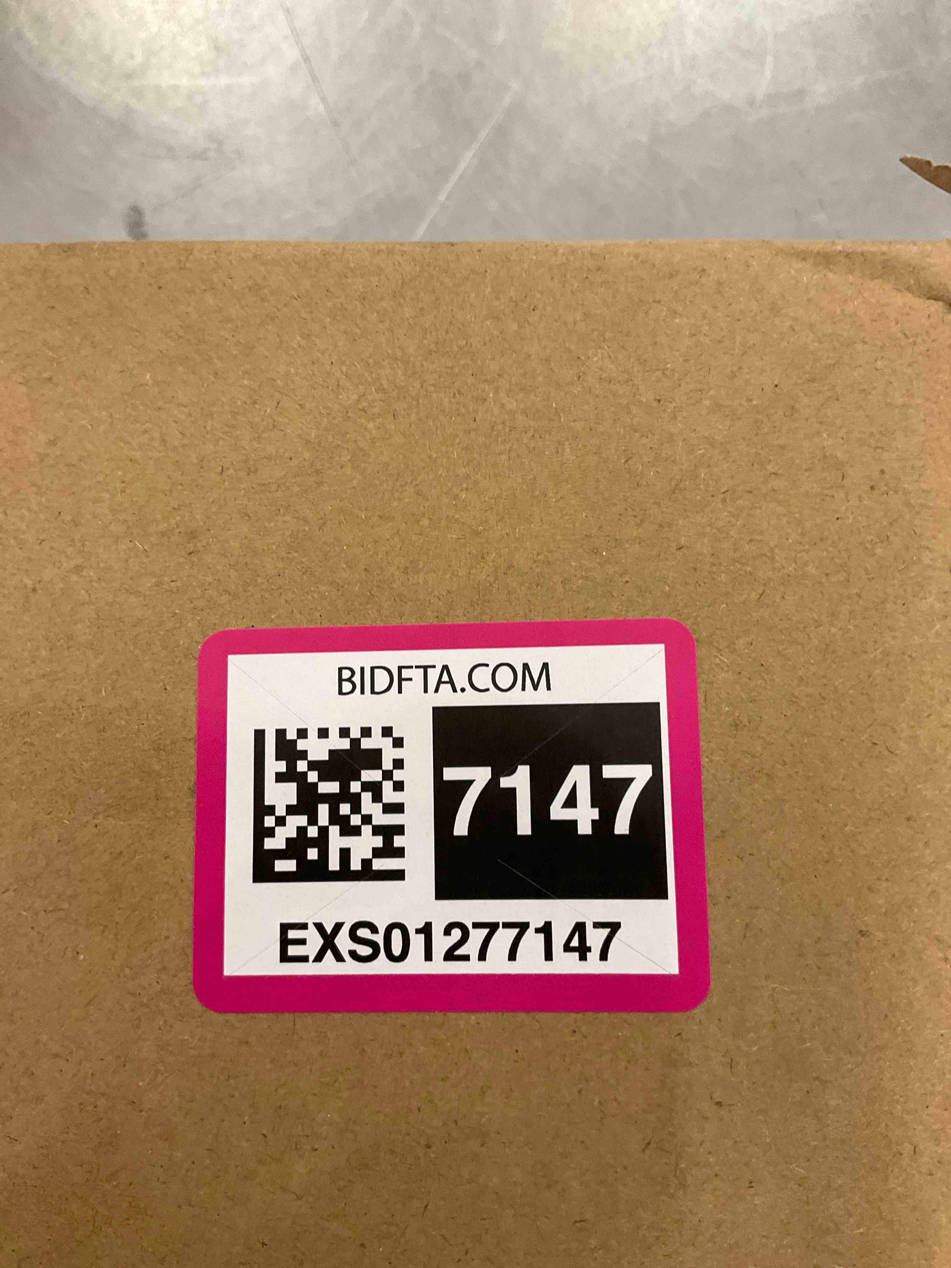 https://s3.amazonaws.com/lotting-images-prod/BargainHunt/EXS01277147_1711732208211.jpeg