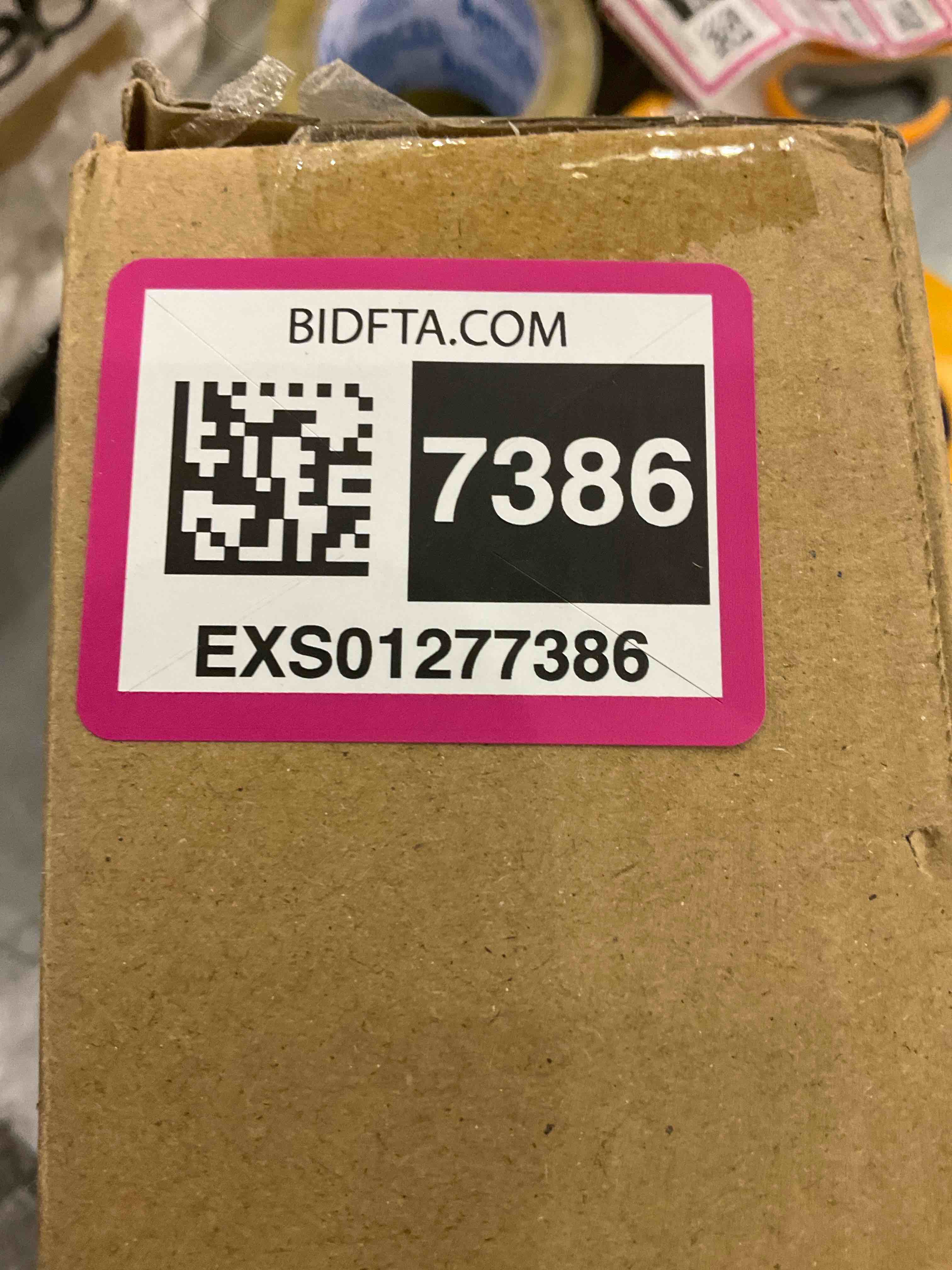 https://s3.amazonaws.com/lotting-images-prod/BargainHunt/EXS01277386_1712070453416.jpeg