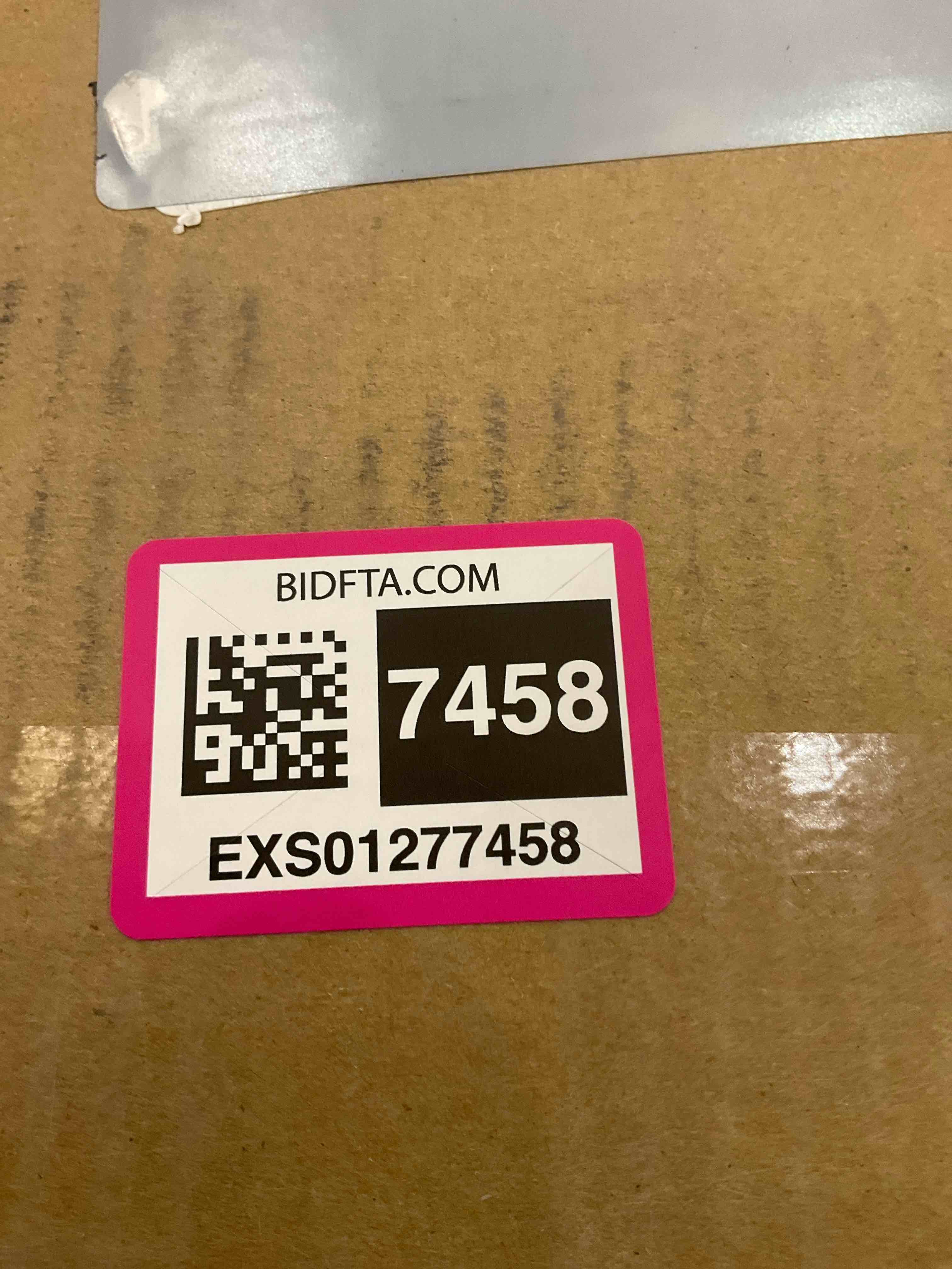 https://s3.amazonaws.com/lotting-images-prod/BargainHunt/EXS01277458_1712154069700.jpeg