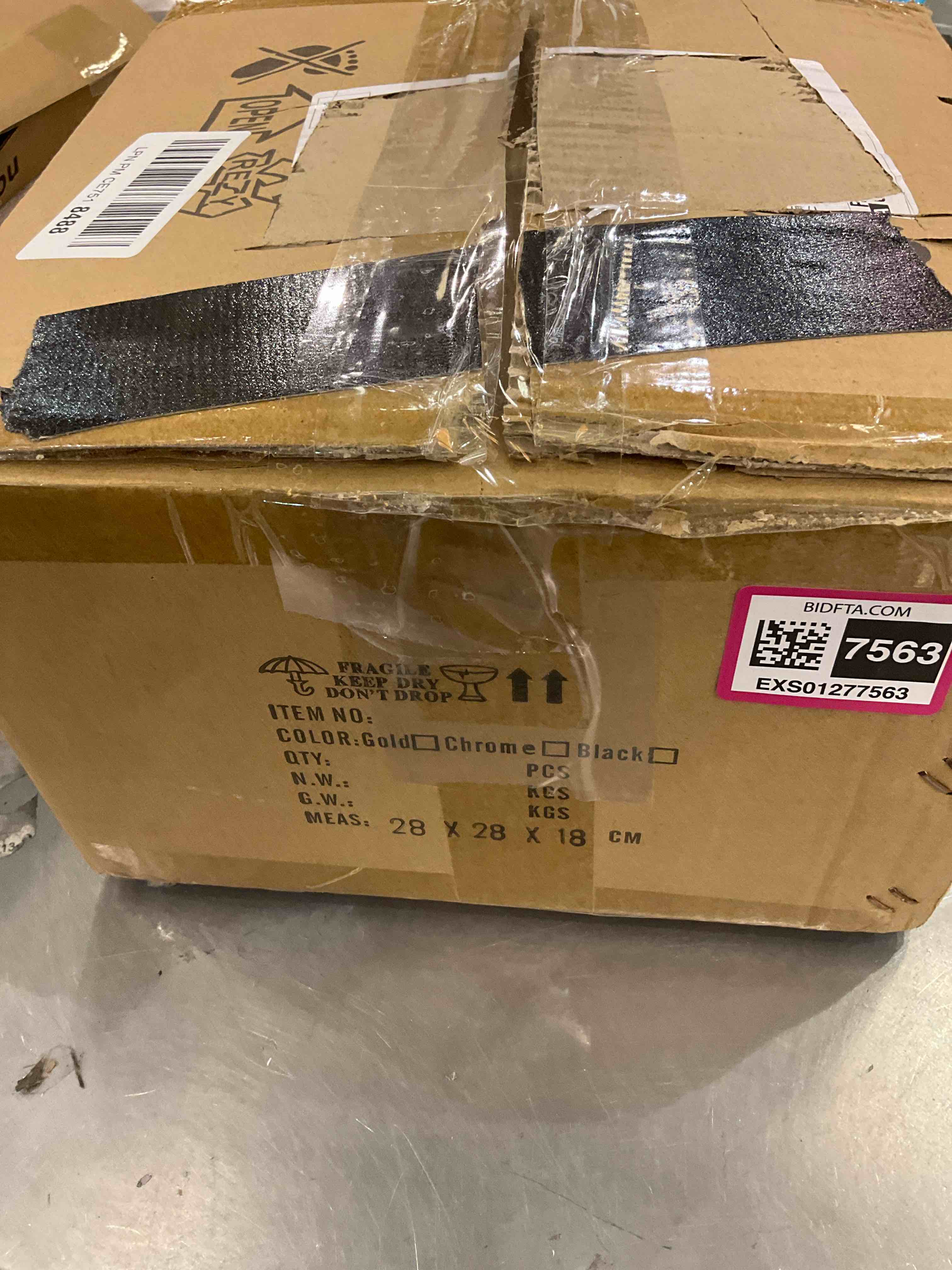 https://s3.amazonaws.com/lotting-images-prod/BargainHunt/EXS01277563_1712767290693.jpeg