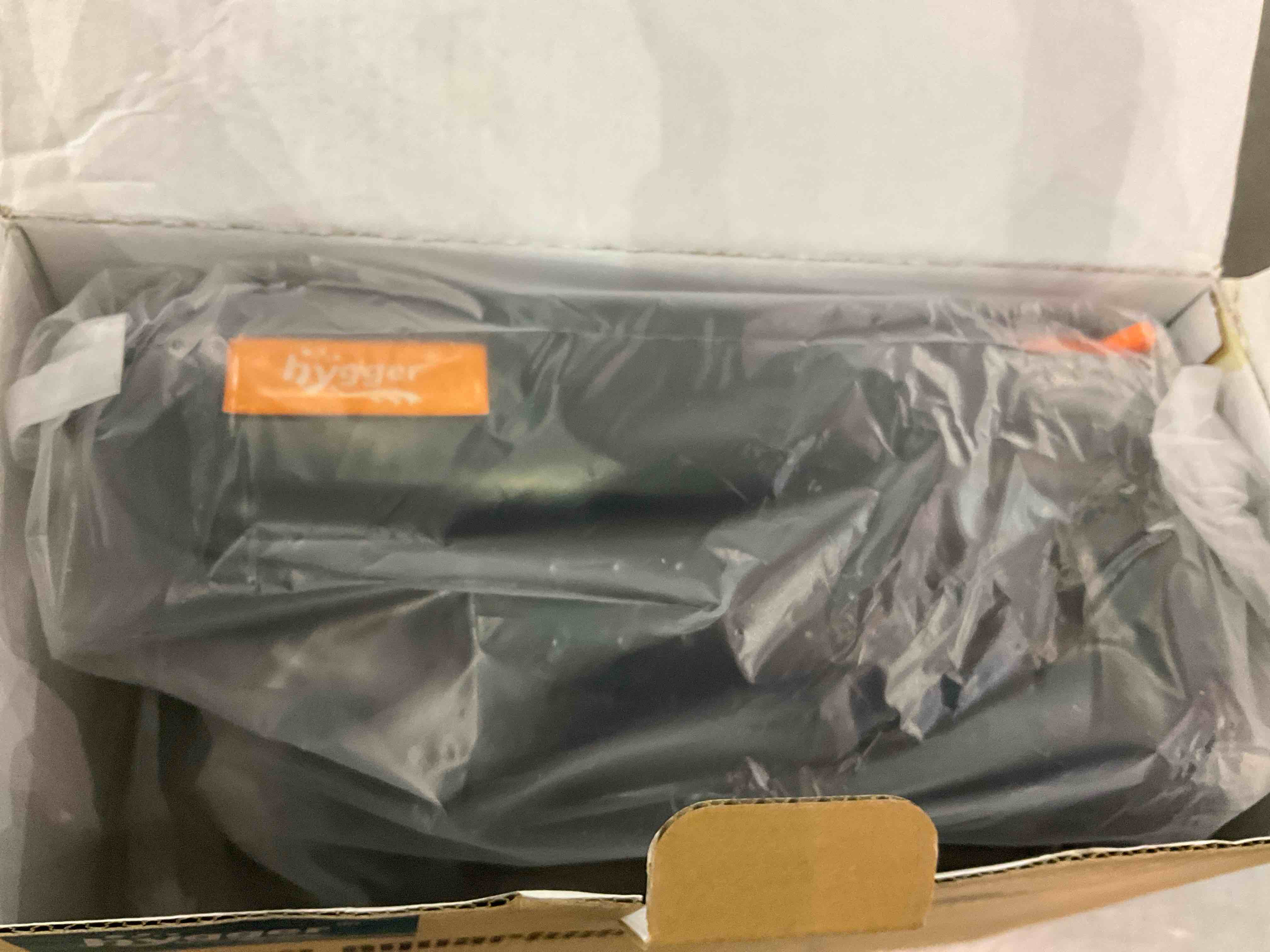 https://s3.amazonaws.com/lotting-images-prod/BargainHunt/EXS01278237_1711625246039.jpeg