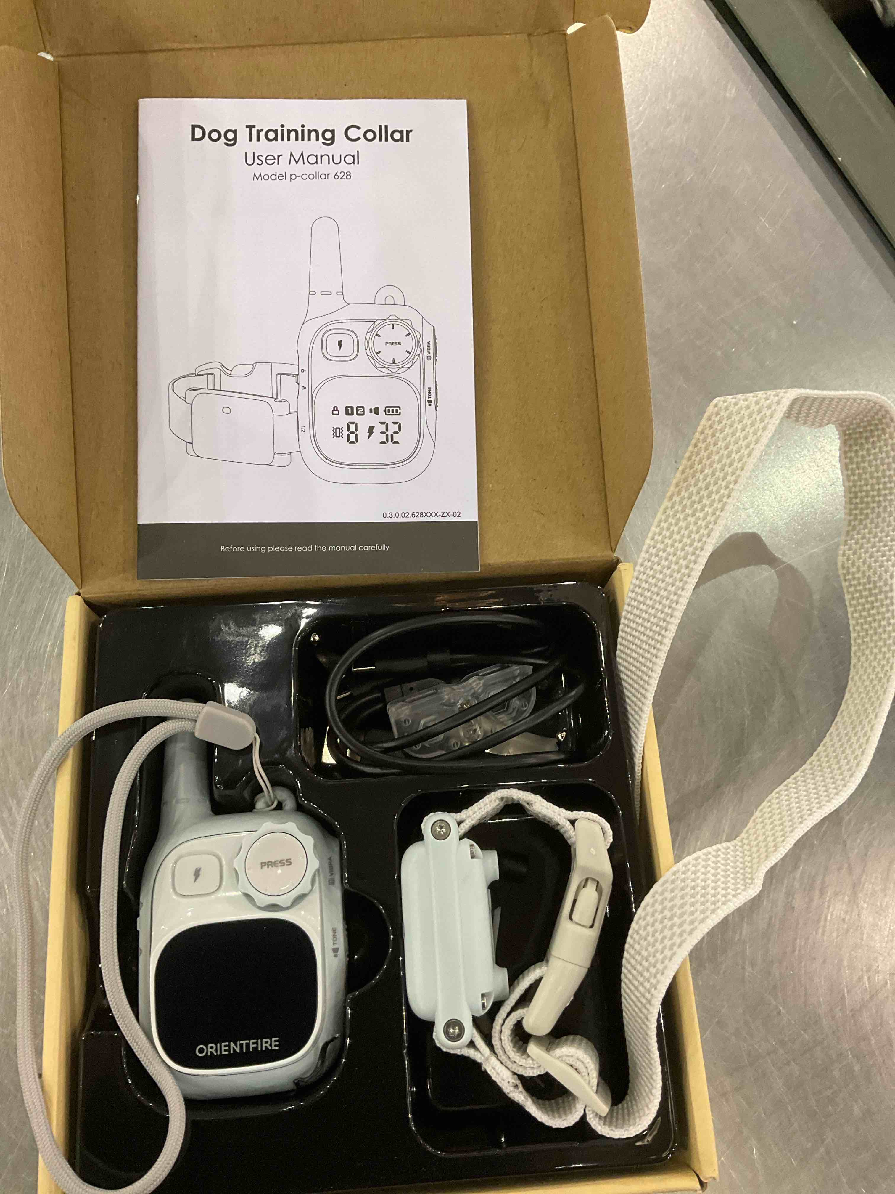 https://s3.amazonaws.com/lotting-images-prod/BargainHunt/EXS01278265_1711629954165.jpeg