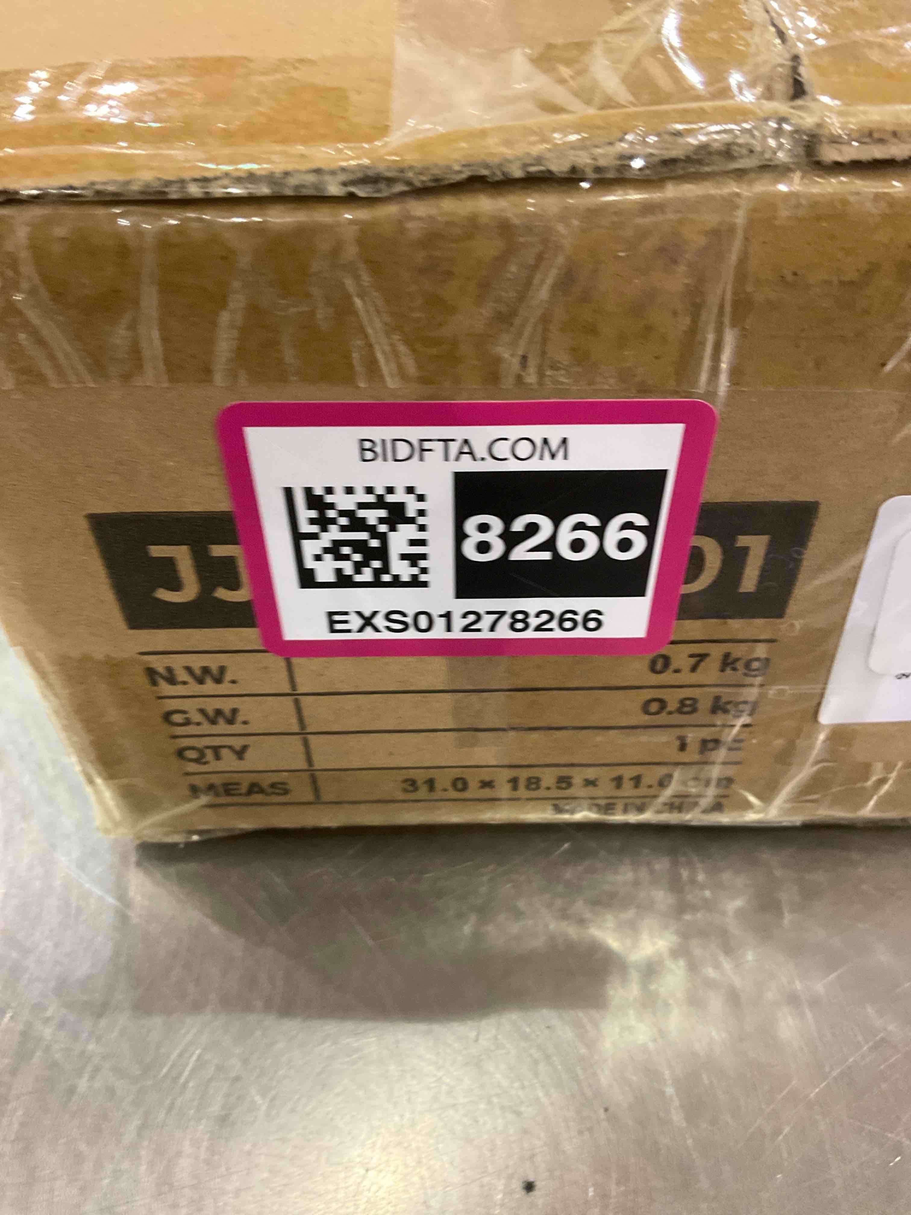 https://s3.amazonaws.com/lotting-images-prod/BargainHunt/EXS01278266_1711630081170.jpeg