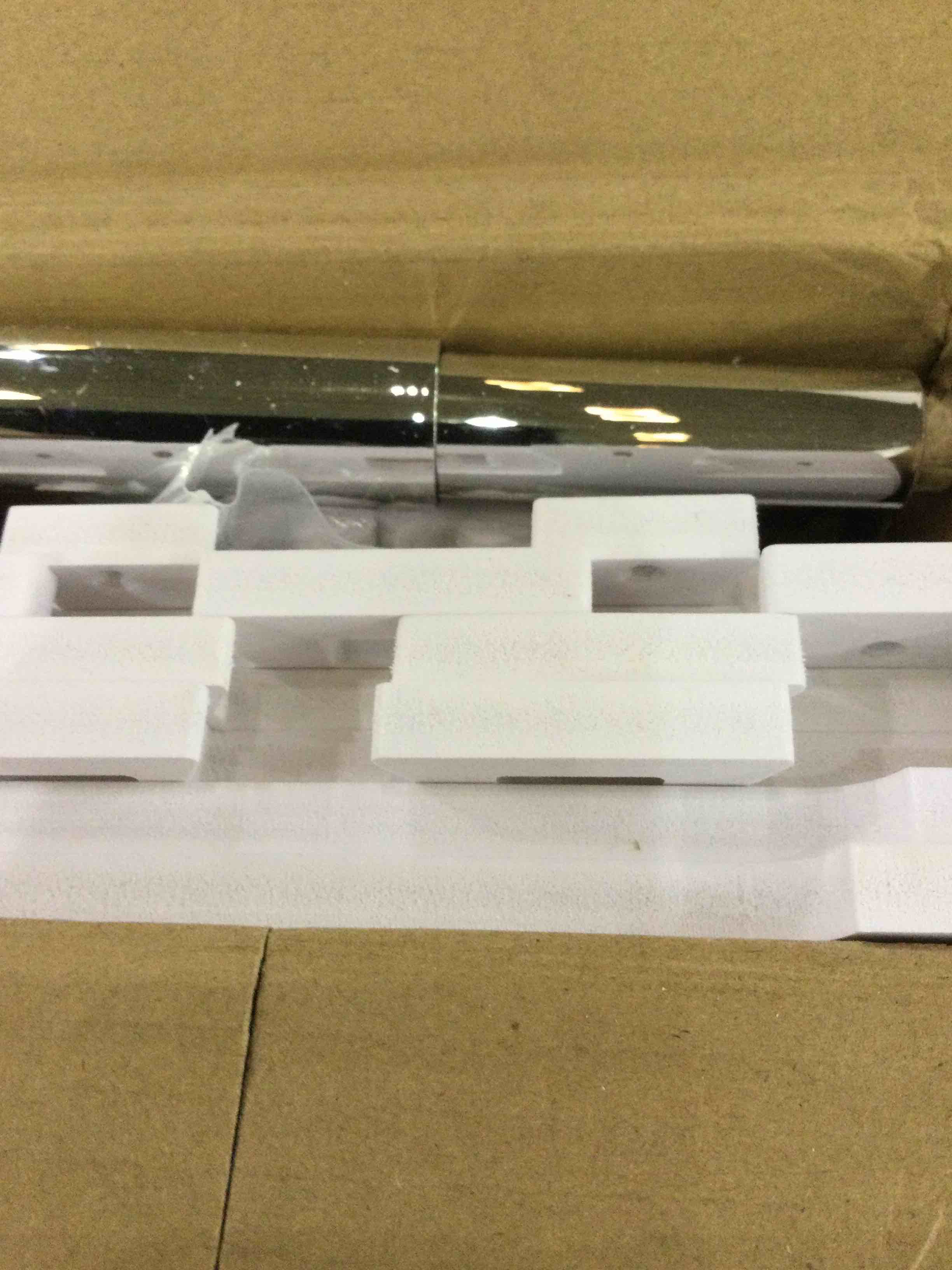 https://s3.amazonaws.com/lotting-images-prod/BargainHunt/EXS01279099_1711547025398.jpeg
