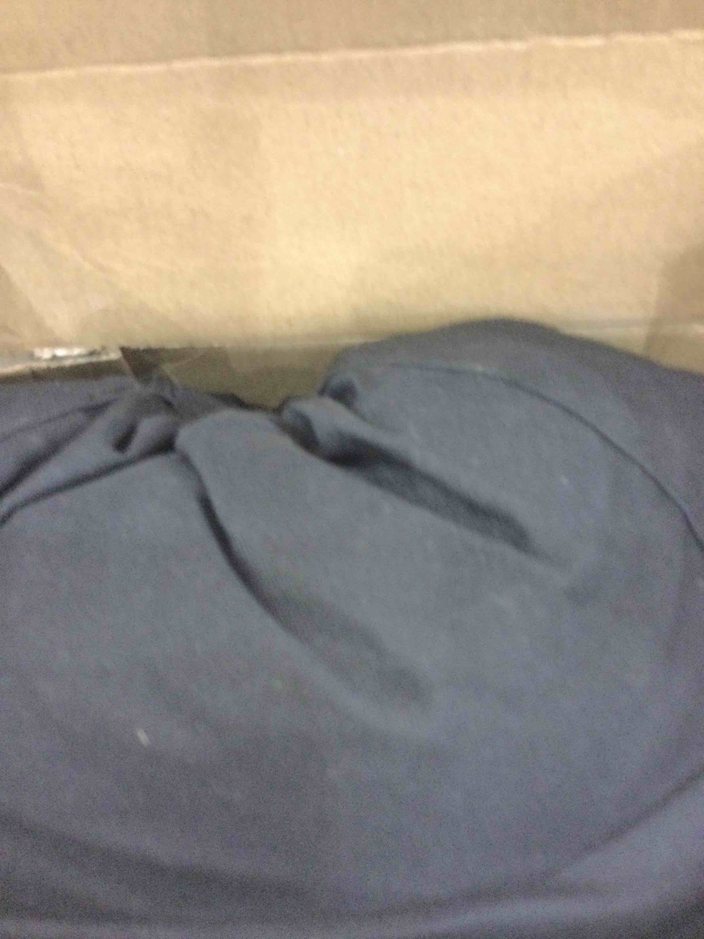 https://s3.amazonaws.com/lotting-images-prod/BargainHunt/EXS01279120_1711550239053.jpeg