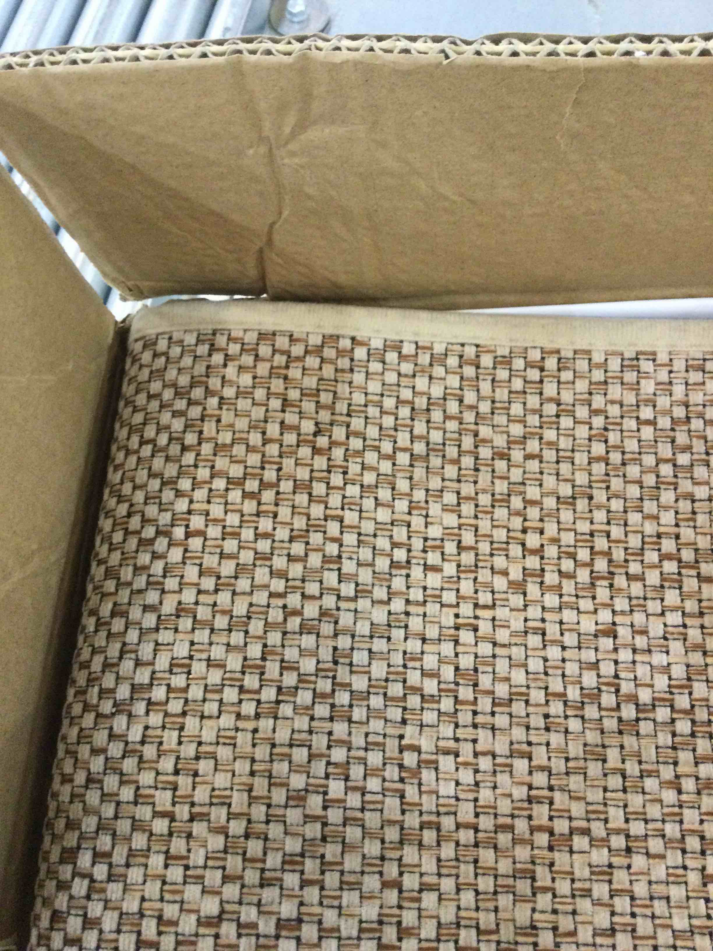 https://s3.amazonaws.com/lotting-images-prod/BargainHunt/EXS01279172_1711565603197.jpeg