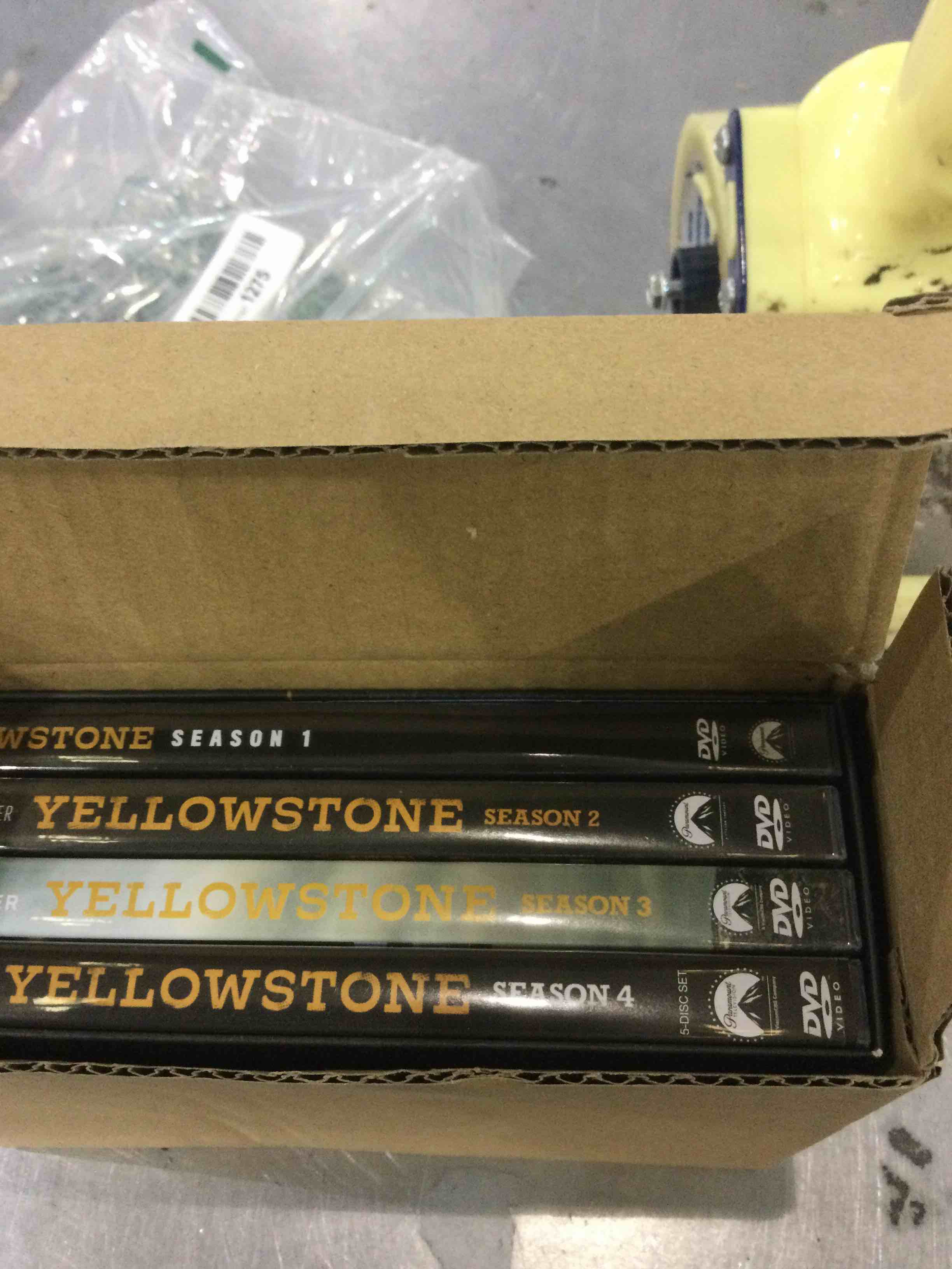 https://s3.amazonaws.com/lotting-images-prod/BargainHunt/EXS01279210_1711629892976.jpeg