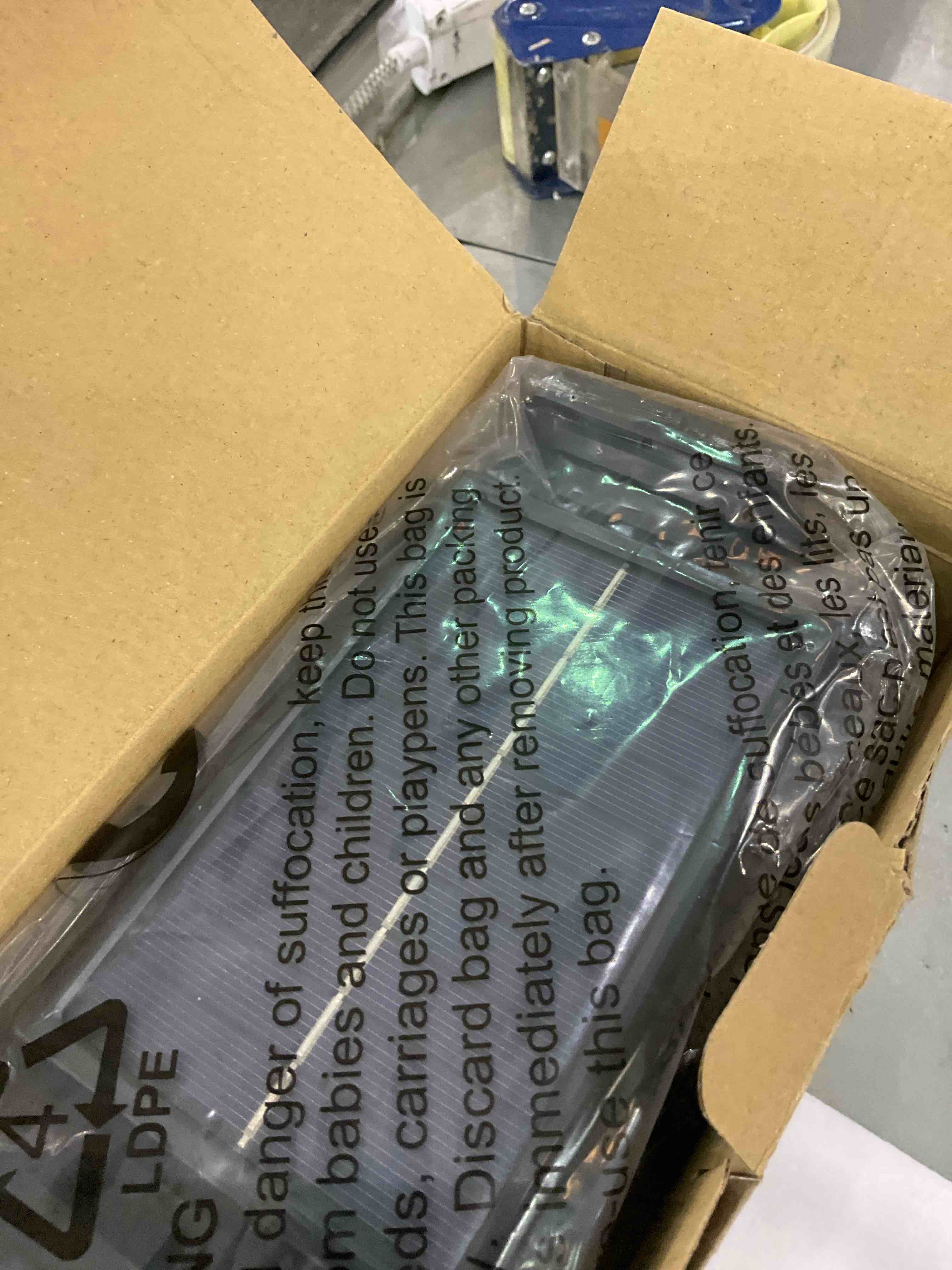 https://s3.amazonaws.com/lotting-images-prod/BargainHunt/EXS01279614_1713279432863.jpeg