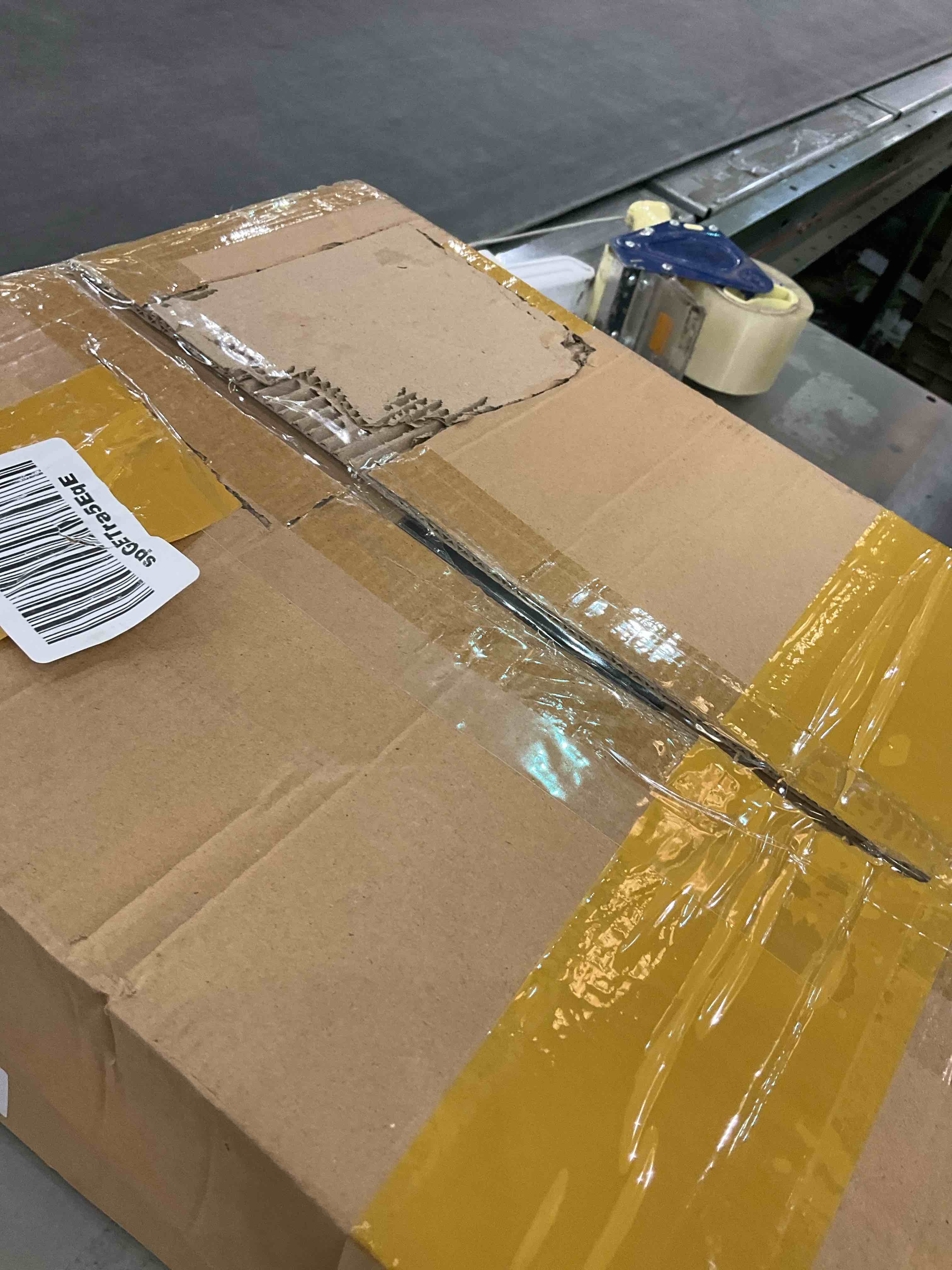 https://s3.amazonaws.com/lotting-images-prod/BargainHunt/EXS01279652_1713286105185.jpeg