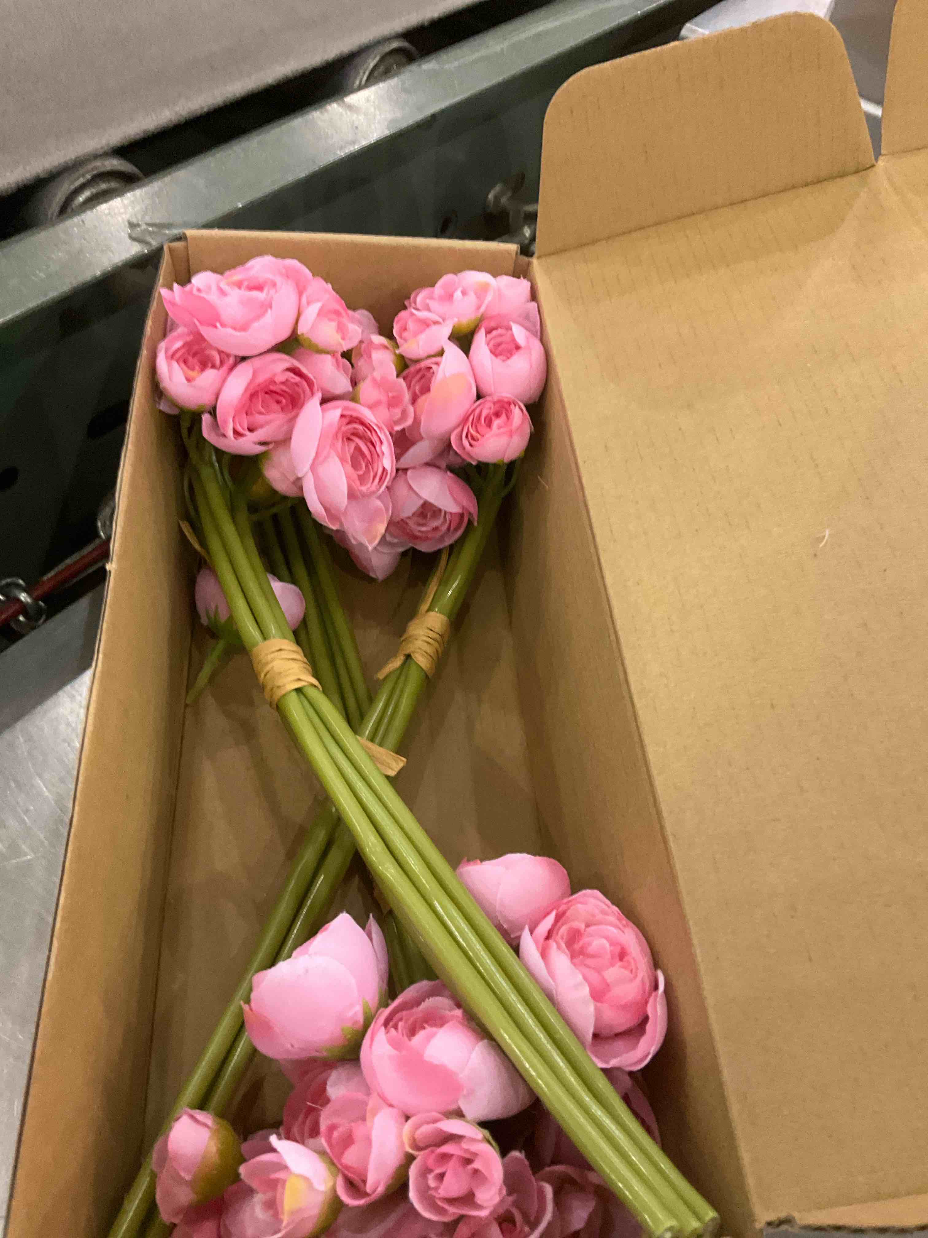 https://s3.amazonaws.com/lotting-images-prod/BargainHunt/EXS01280274_1712669898002.jpeg