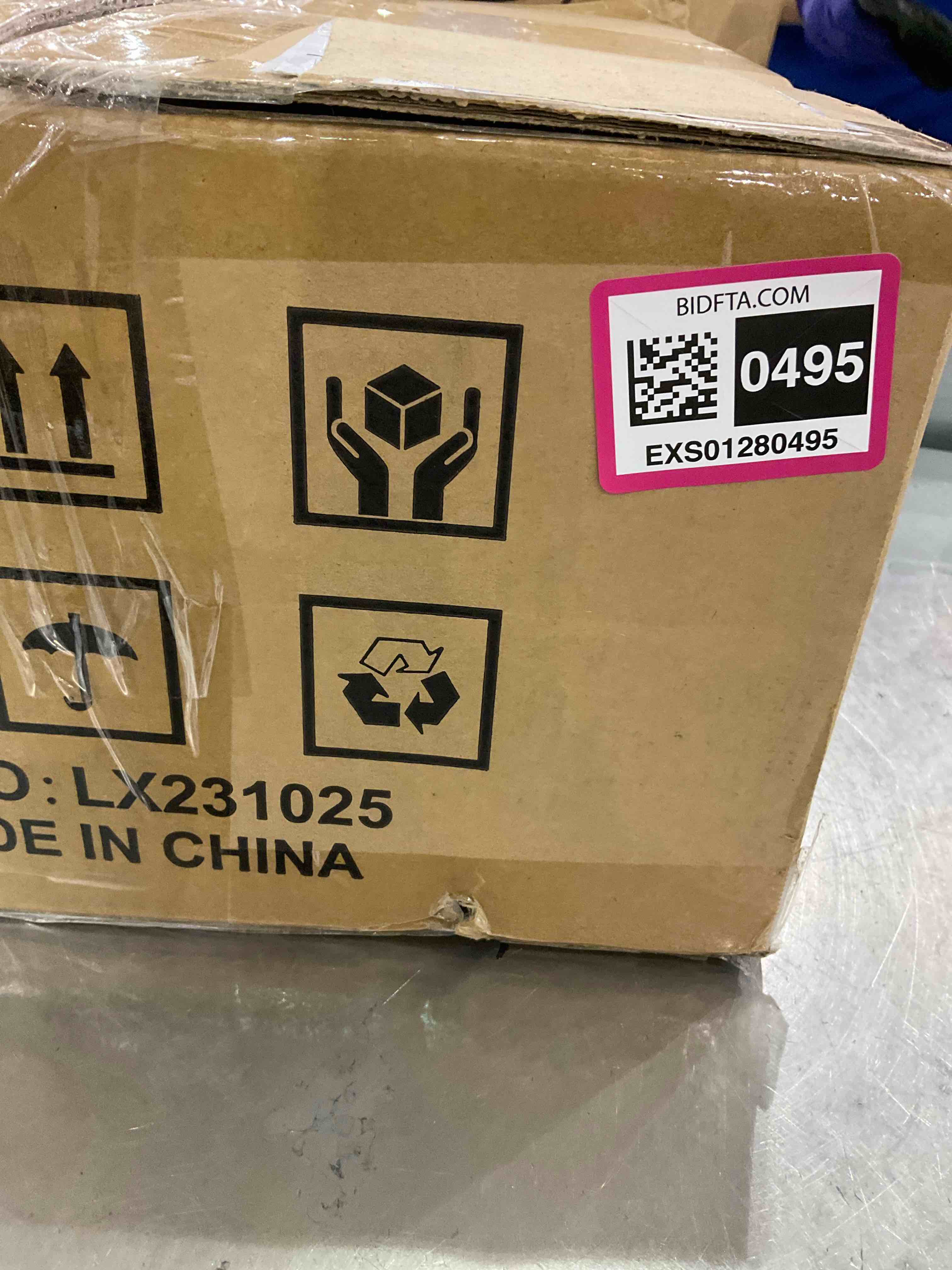 https://s3.amazonaws.com/lotting-images-prod/BargainHunt/EXS01280495_1712757931113.jpeg
