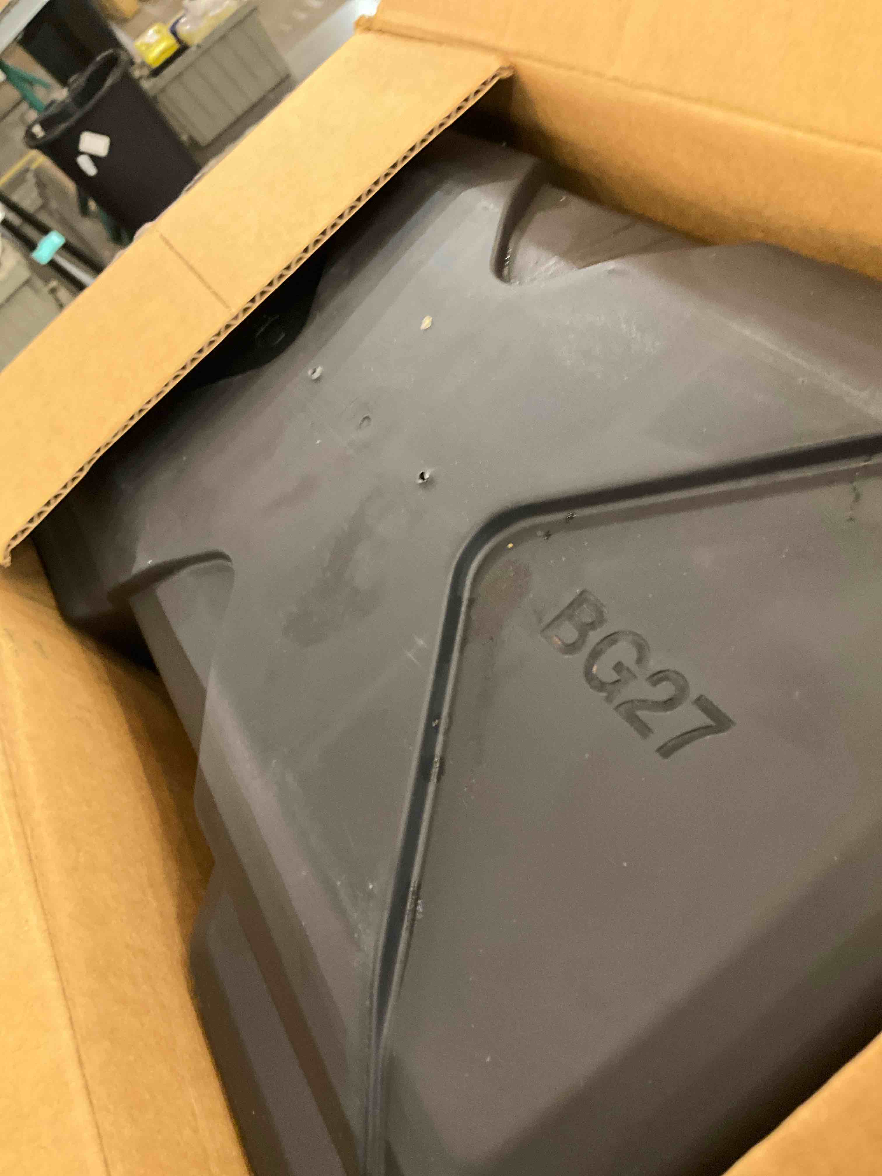 https://s3.amazonaws.com/lotting-images-prod/BargainHunt/EXS01280639_1721933247449.jpeg