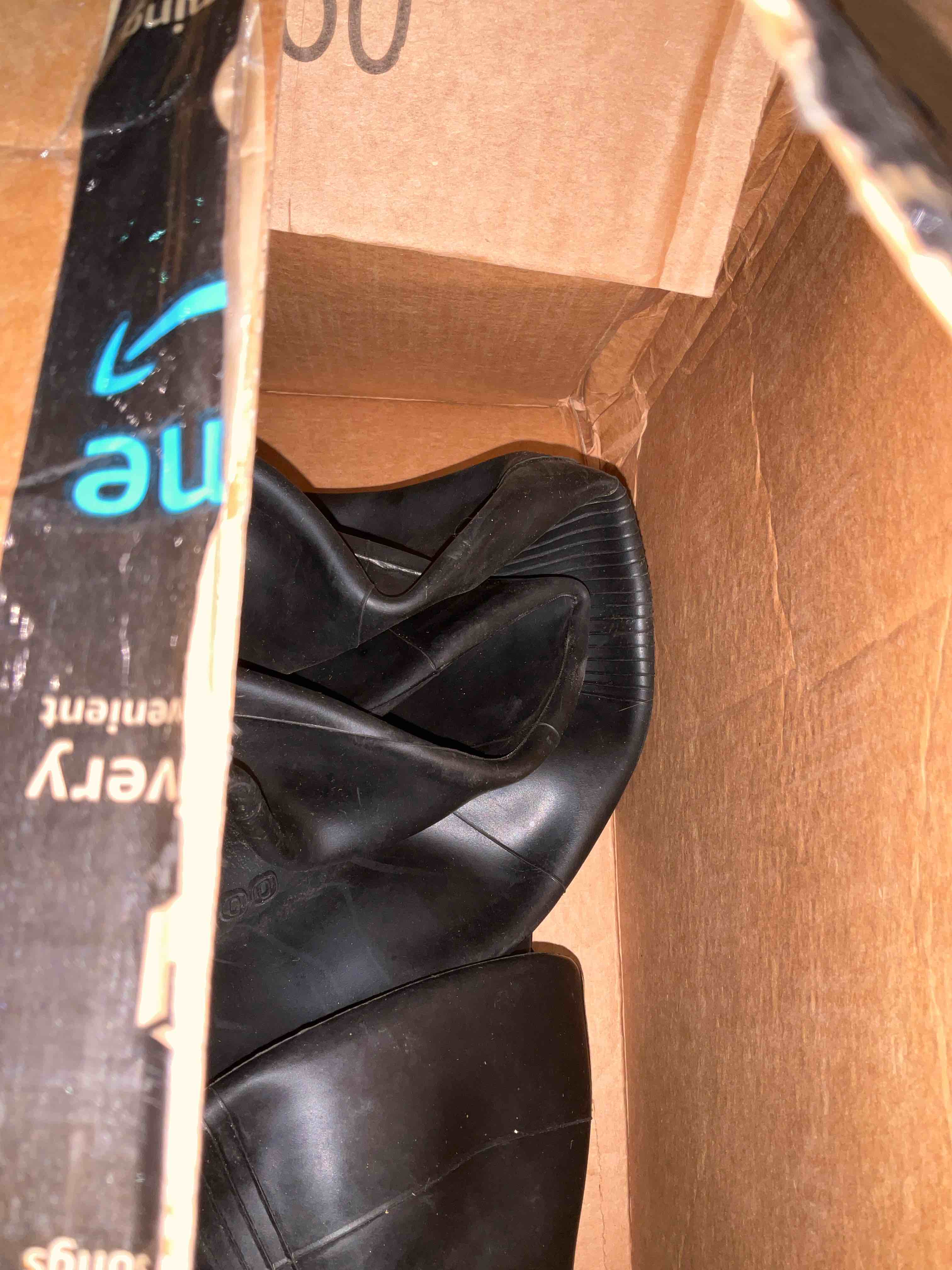 https://s3.amazonaws.com/lotting-images-prod/BargainHunt/EXS01280652_1721992523541.jpeg