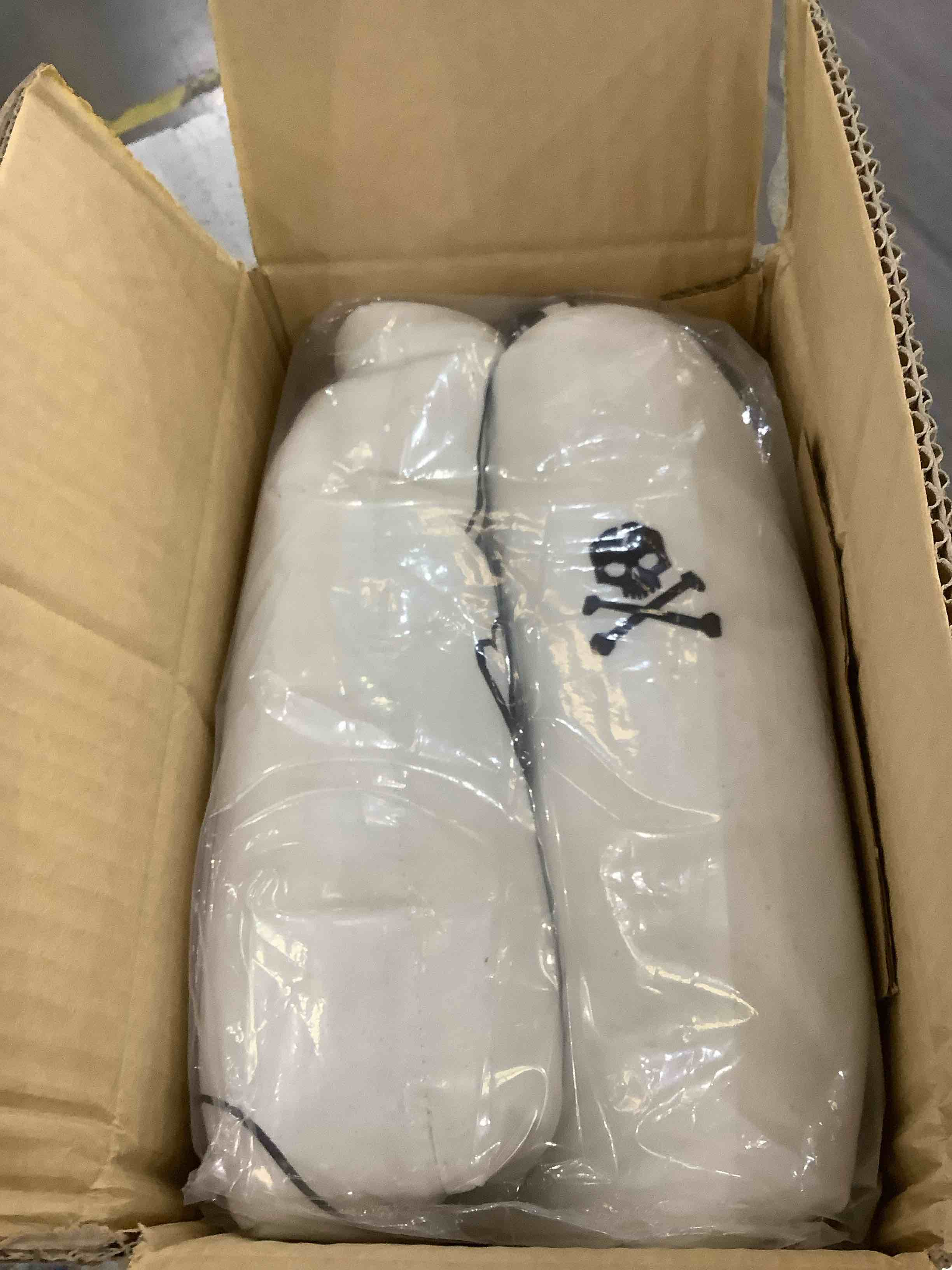 https://s3.amazonaws.com/lotting-images-prod/BargainHunt/EXS01281020_1712066325774.jpeg