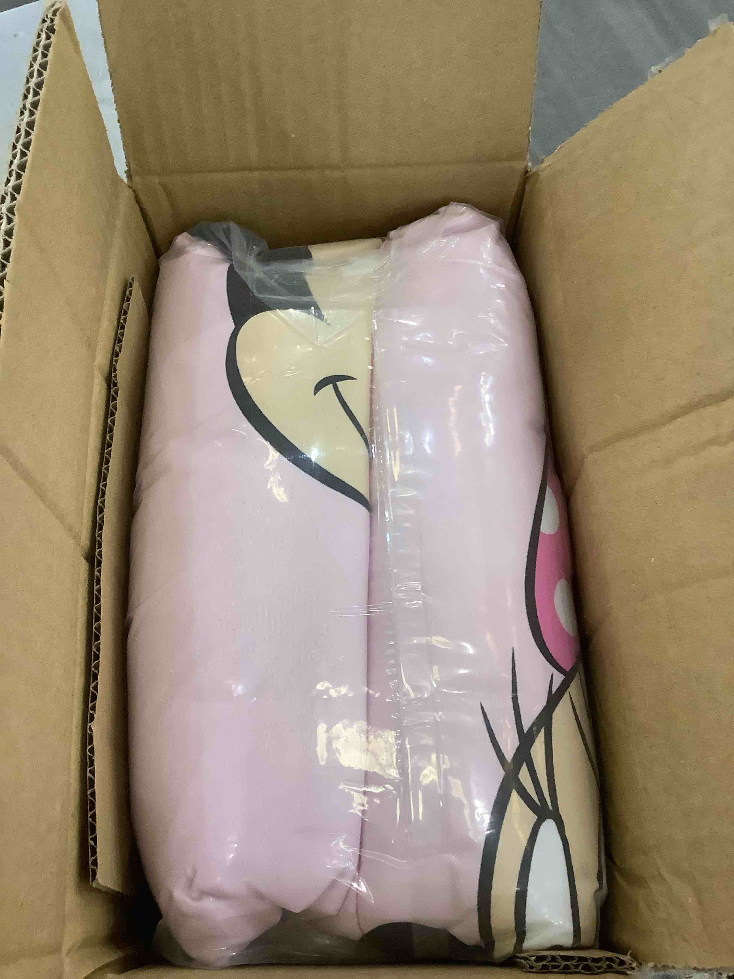 https://s3.amazonaws.com/lotting-images-prod/BargainHunt/EXS01281021_1712066377211.jpeg