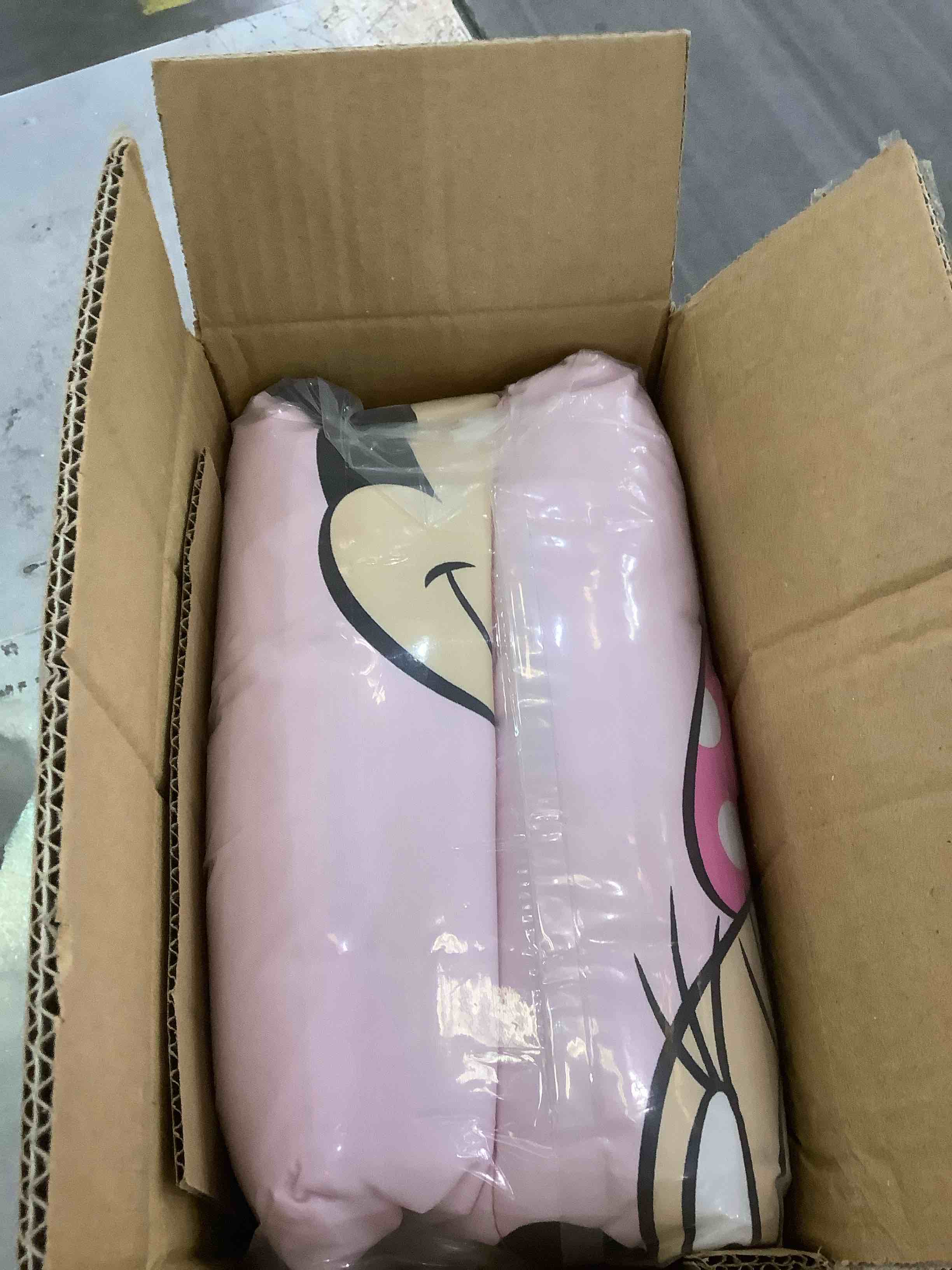 https://s3.amazonaws.com/lotting-images-prod/BargainHunt/EXS01281021_1712066378389.jpeg