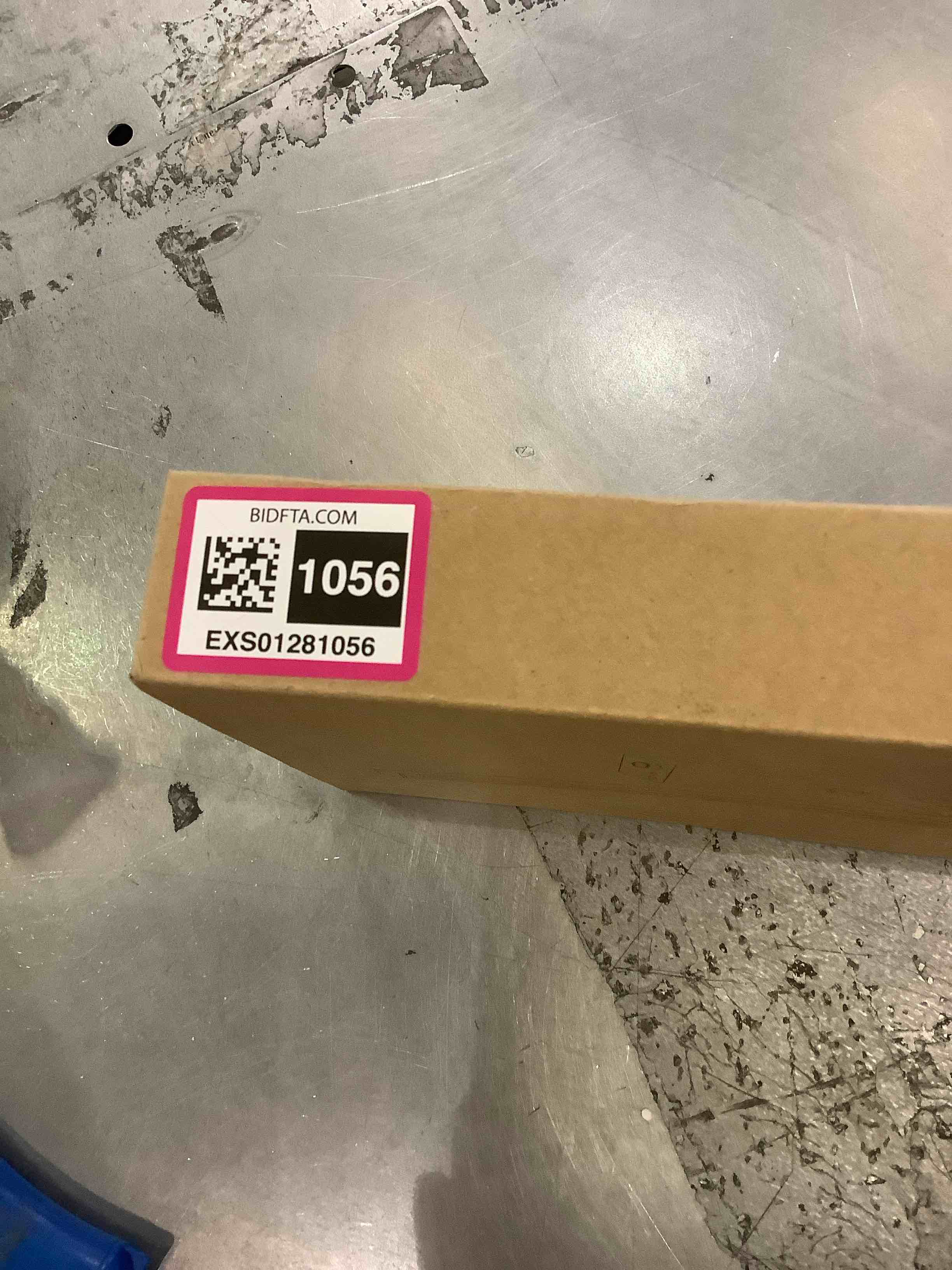 https://s3.amazonaws.com/lotting-images-prod/BargainHunt/EXS01281056_1712069637674.jpeg