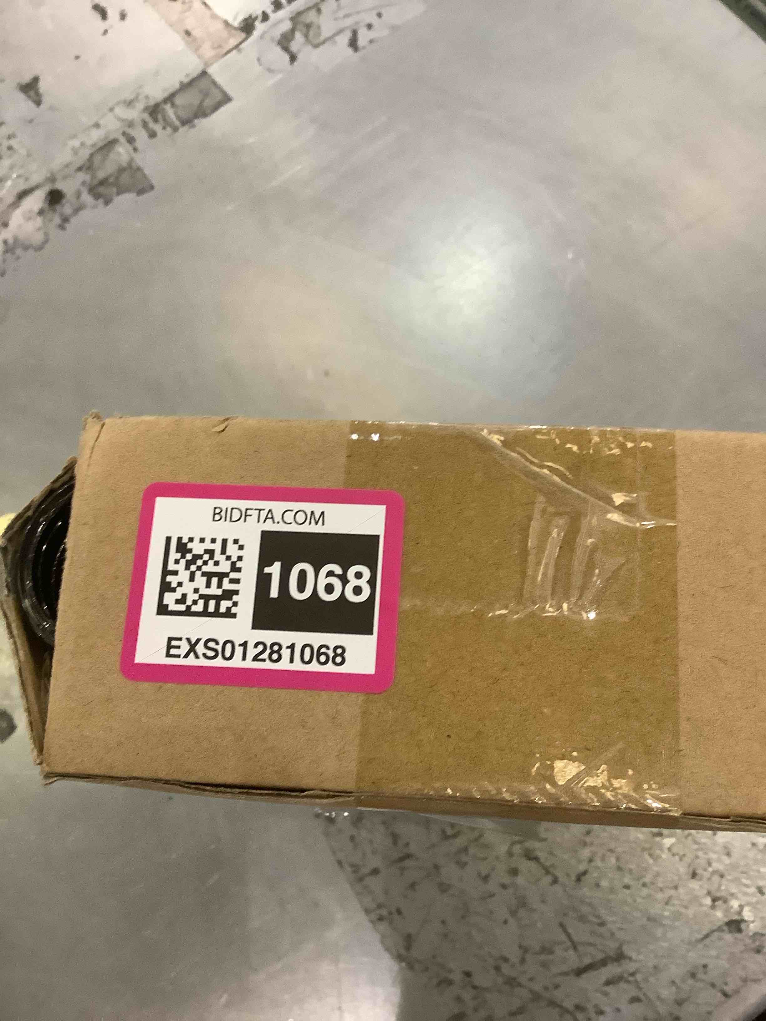 https://s3.amazonaws.com/lotting-images-prod/BargainHunt/EXS01281068_1712070437935.jpeg