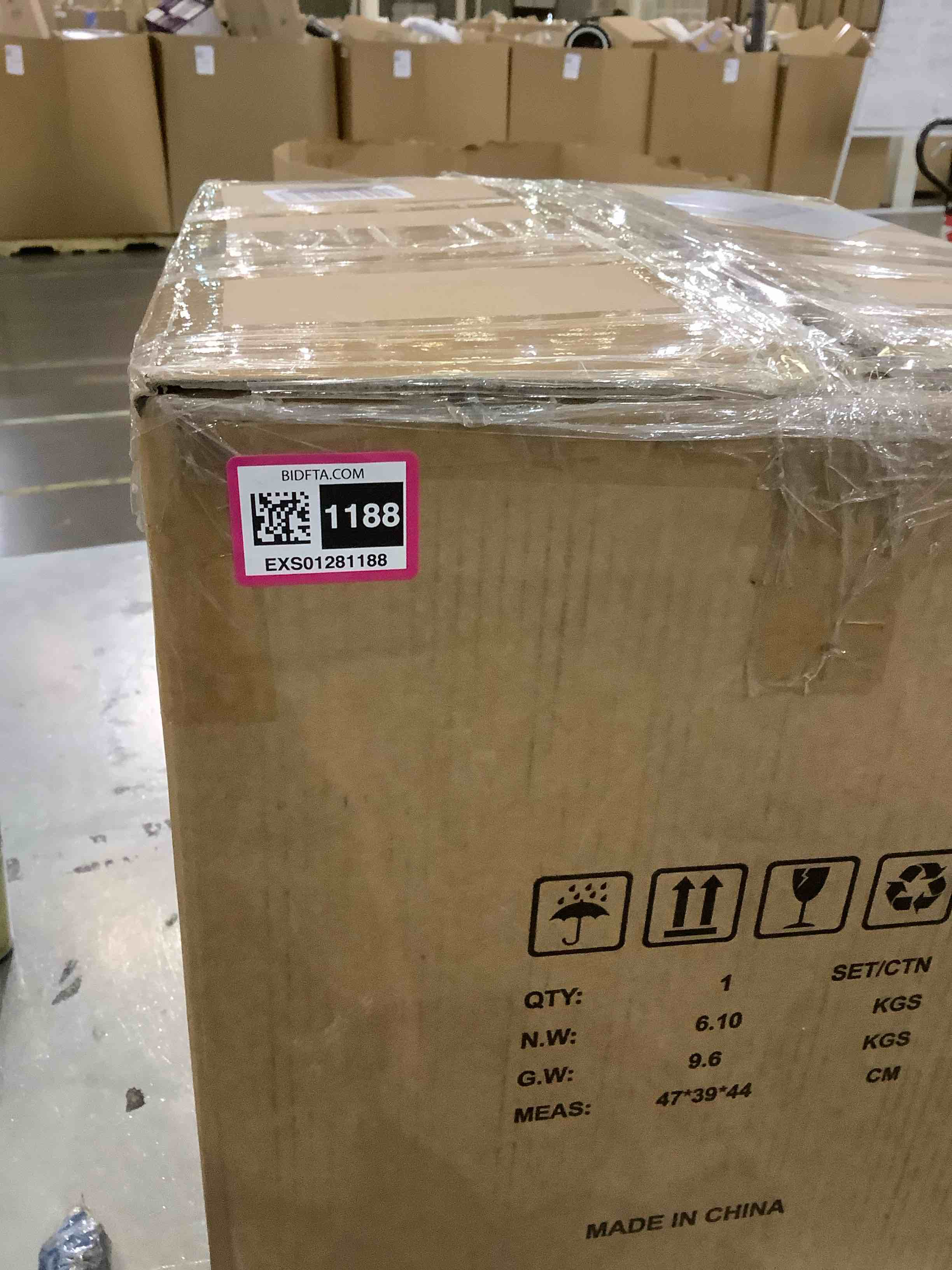 https://s3.amazonaws.com/lotting-images-prod/BargainHunt/EXS01281188_1712152044706.jpeg